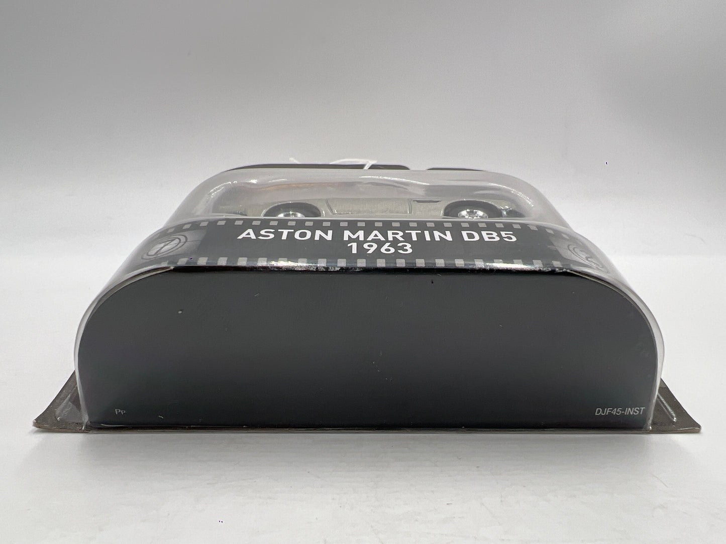 Hot Wheels Premium Retro Entertainment 007 Skyfall Aston Martin DB5 1963 Silver