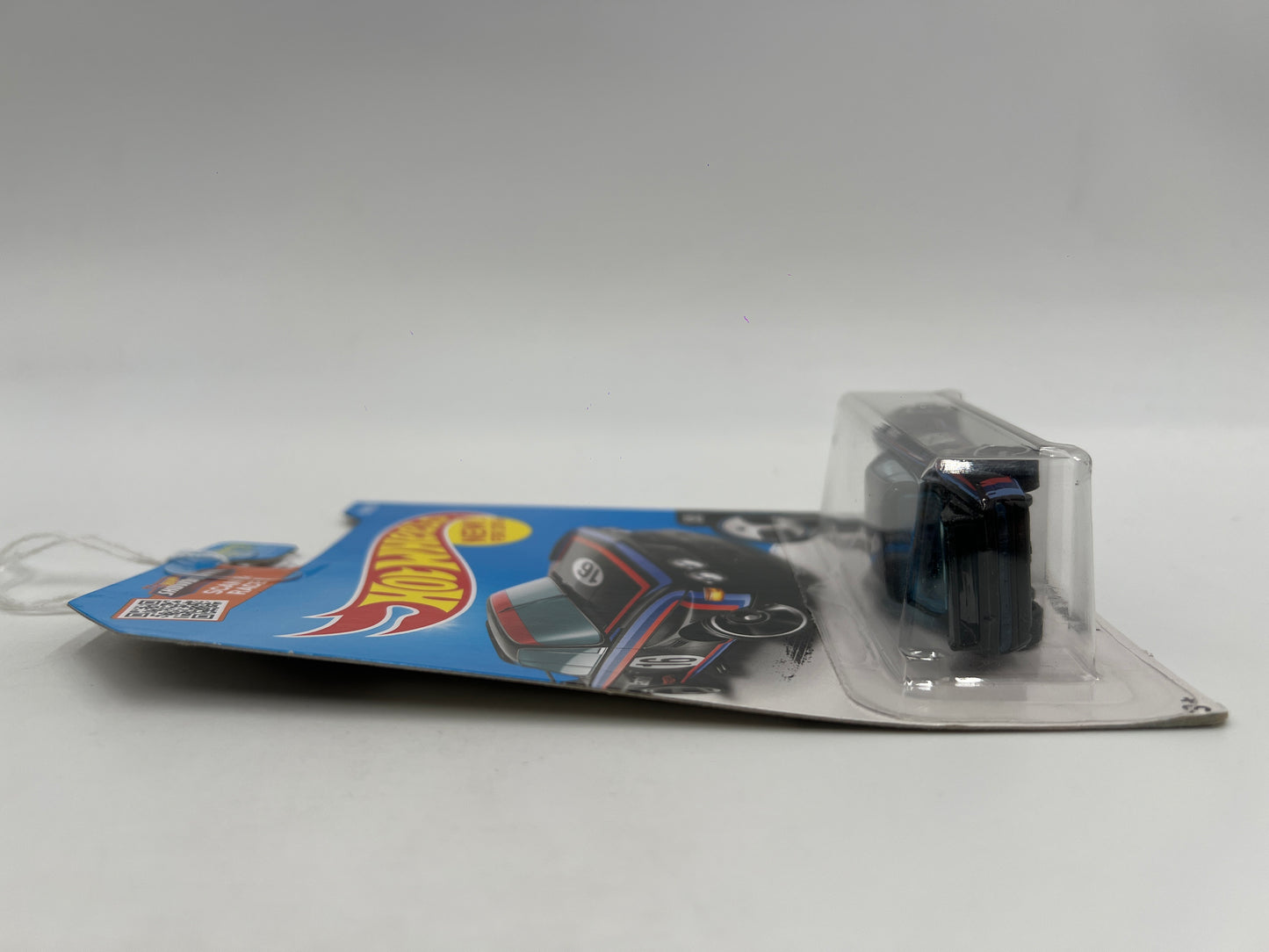 2016 Hot Wheels BMW #190 73 BMW 3.0 CSL Race Car Black