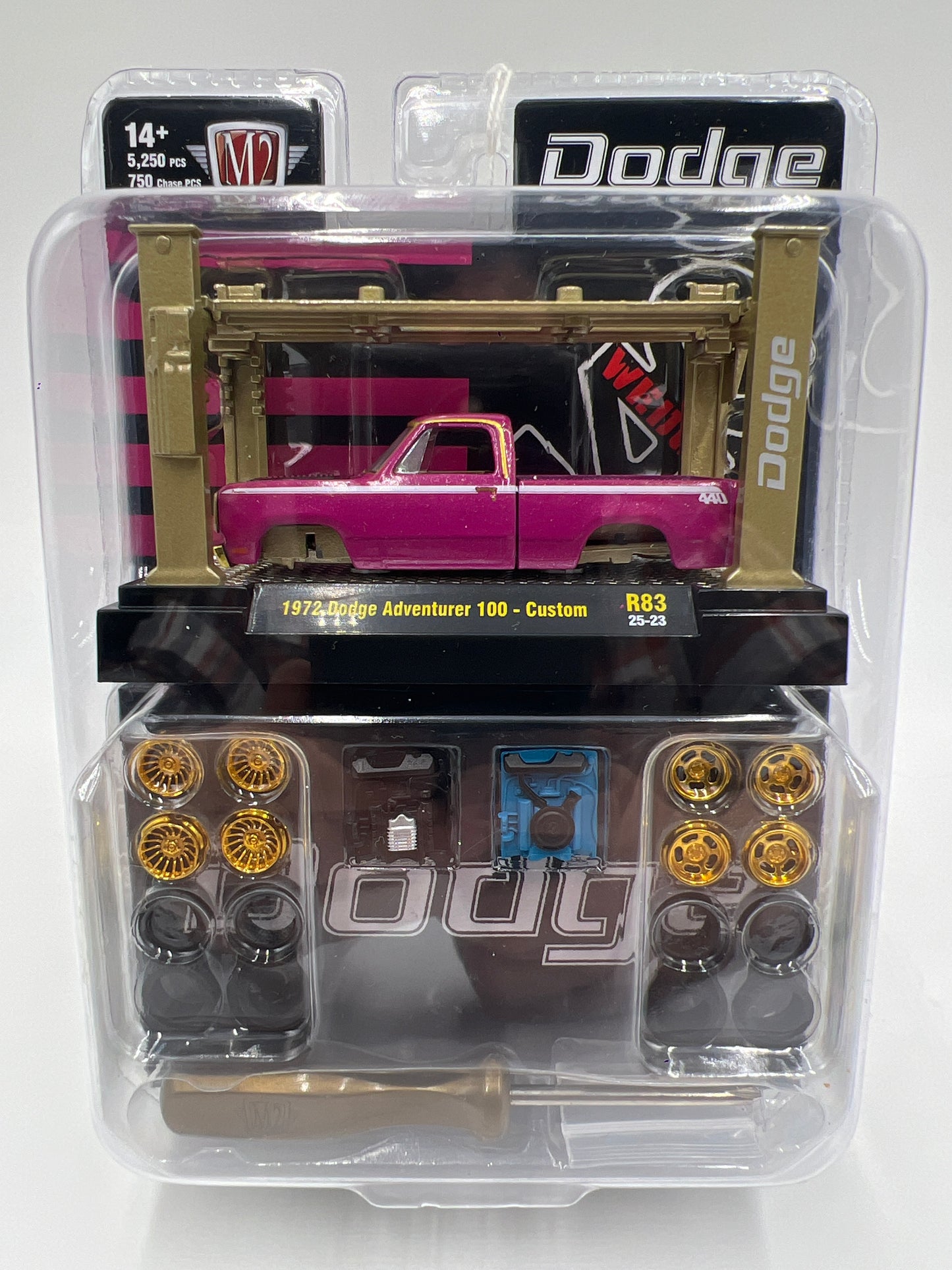 M2 Machines R83 Model Kits CHASE 1972 Dodge Adventurer 100 Custom Pink