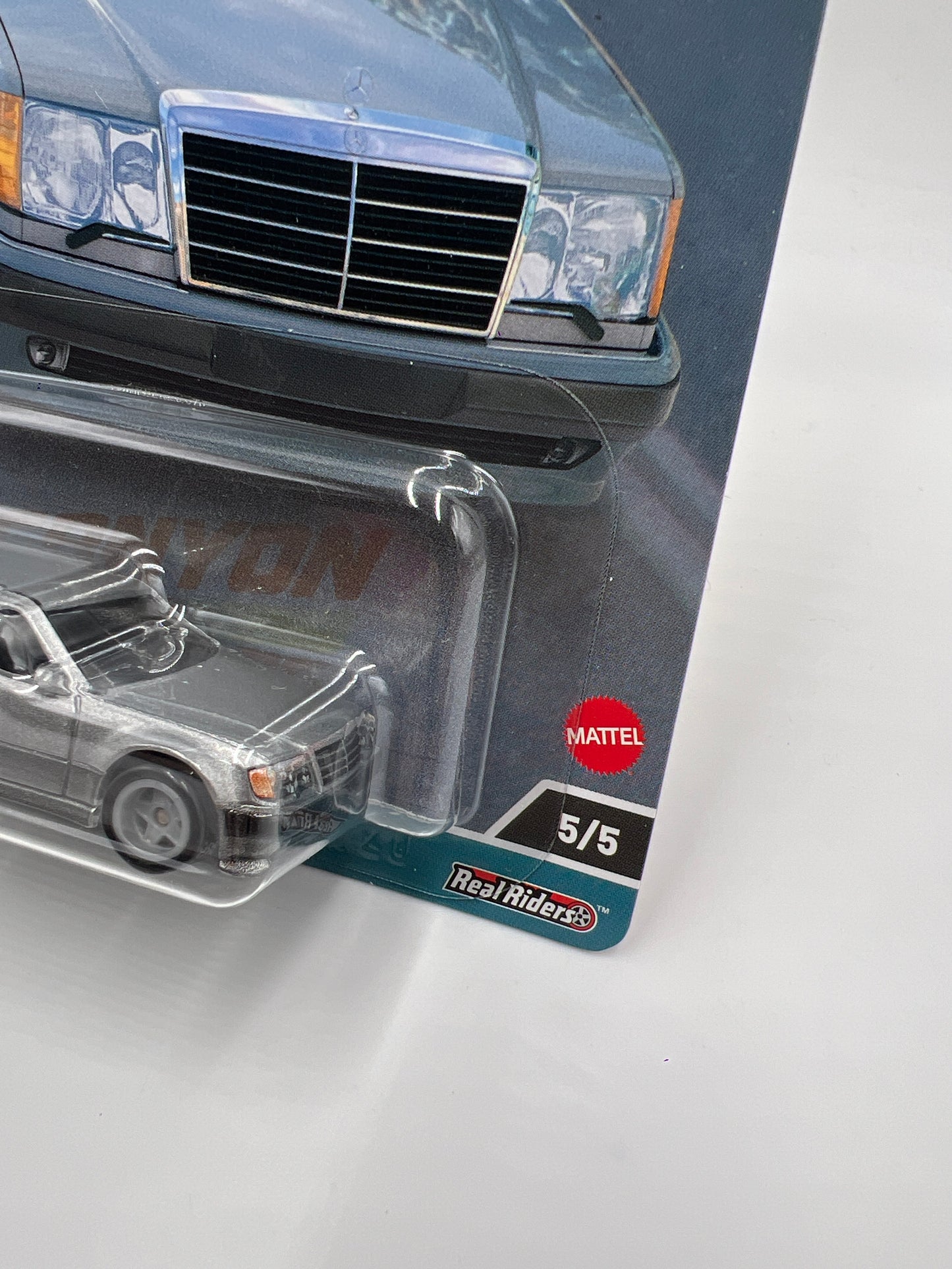 Hot Wheels Premium Canyon Warriors #5 Mercedes-Benz 500 E Silver 255A