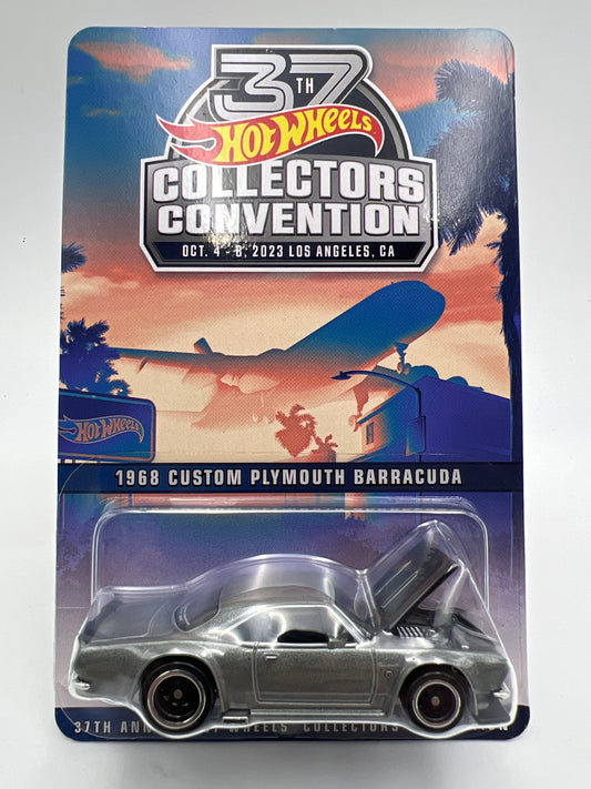 Hot Wheels 37th Collectors Convention 1968 Custom Plymouth Barracuda W/Protector See Desc