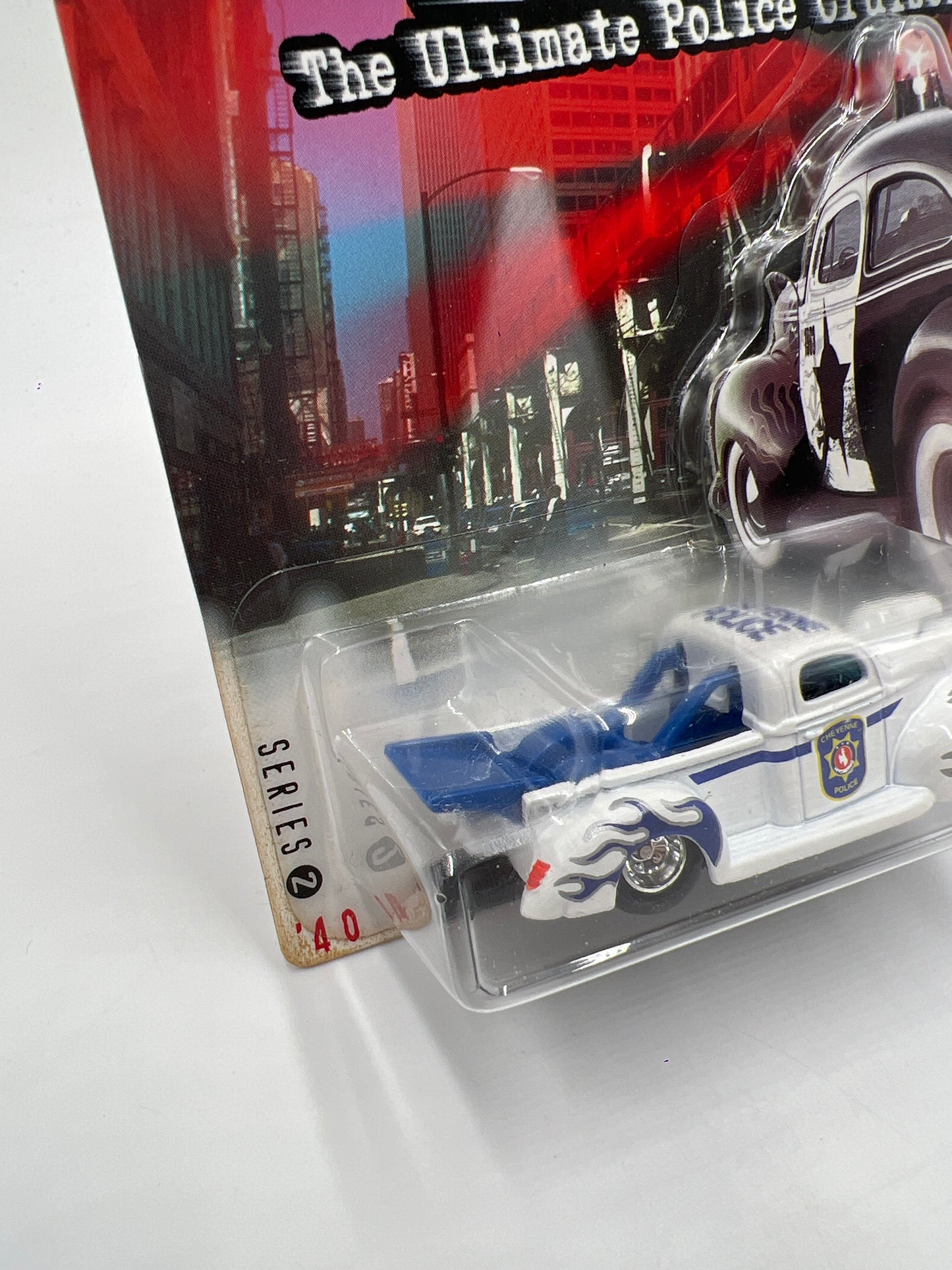 Hot Wheels Cop Rods Series 2 Cheyenne WY 40 Ford W/Real Riders