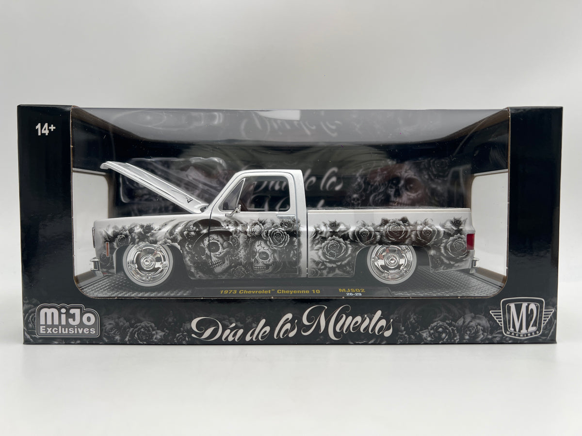 M2 Machines 1/24 MJS02 MiJo Exclusive Dia De Los Muertos 1973 Chevrolet Cheyenne 10