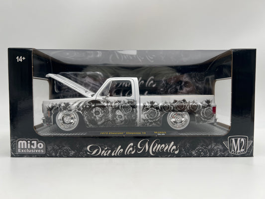 M2 Machines 1/24 MJS02 MiJo Exclusive Dia De Los Muertos 1973 Chevrolet Cheyenne 10