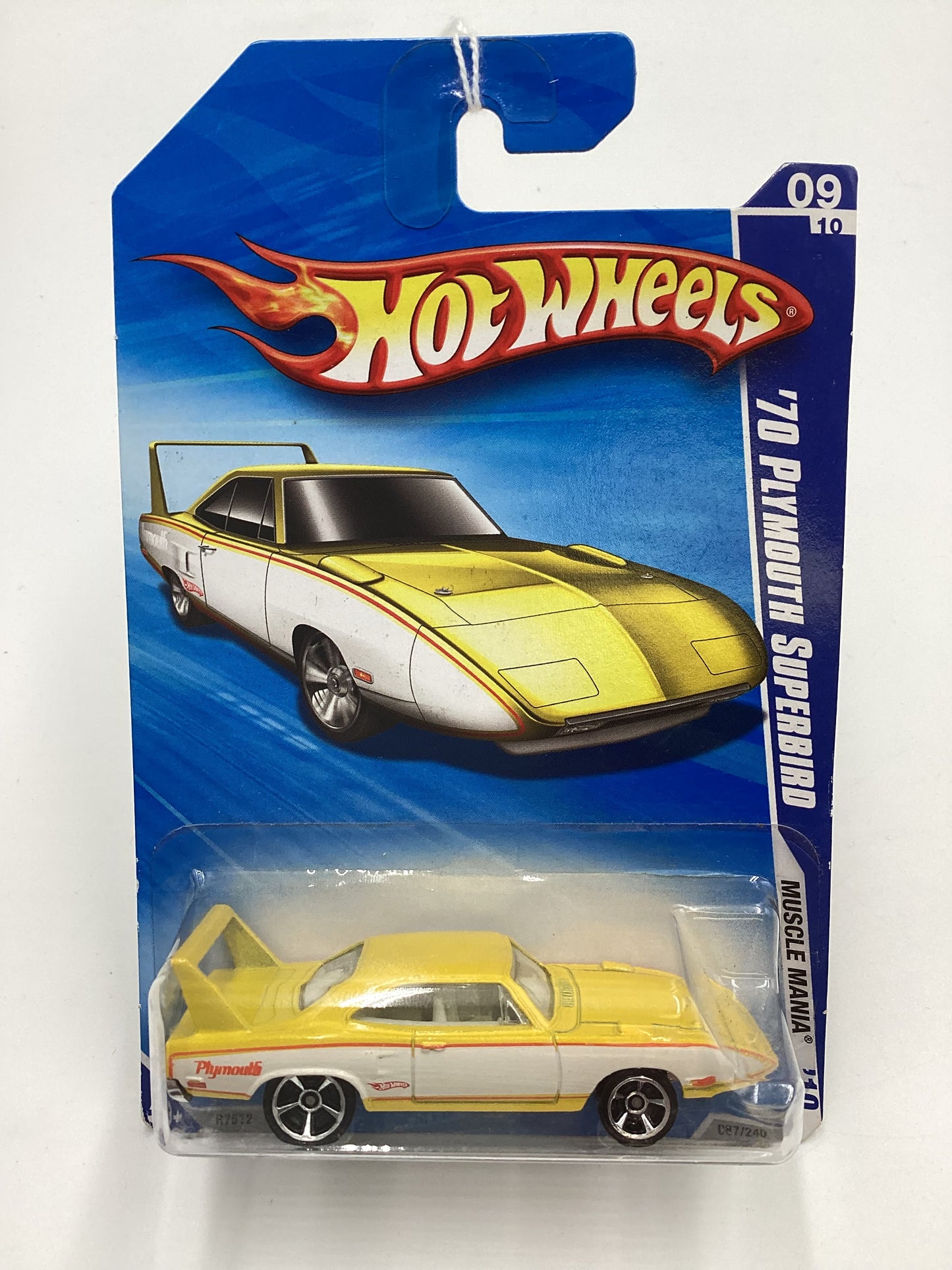 2010 Hot Wheels #087 70 Plymouth Superbird Yellow/White 38C