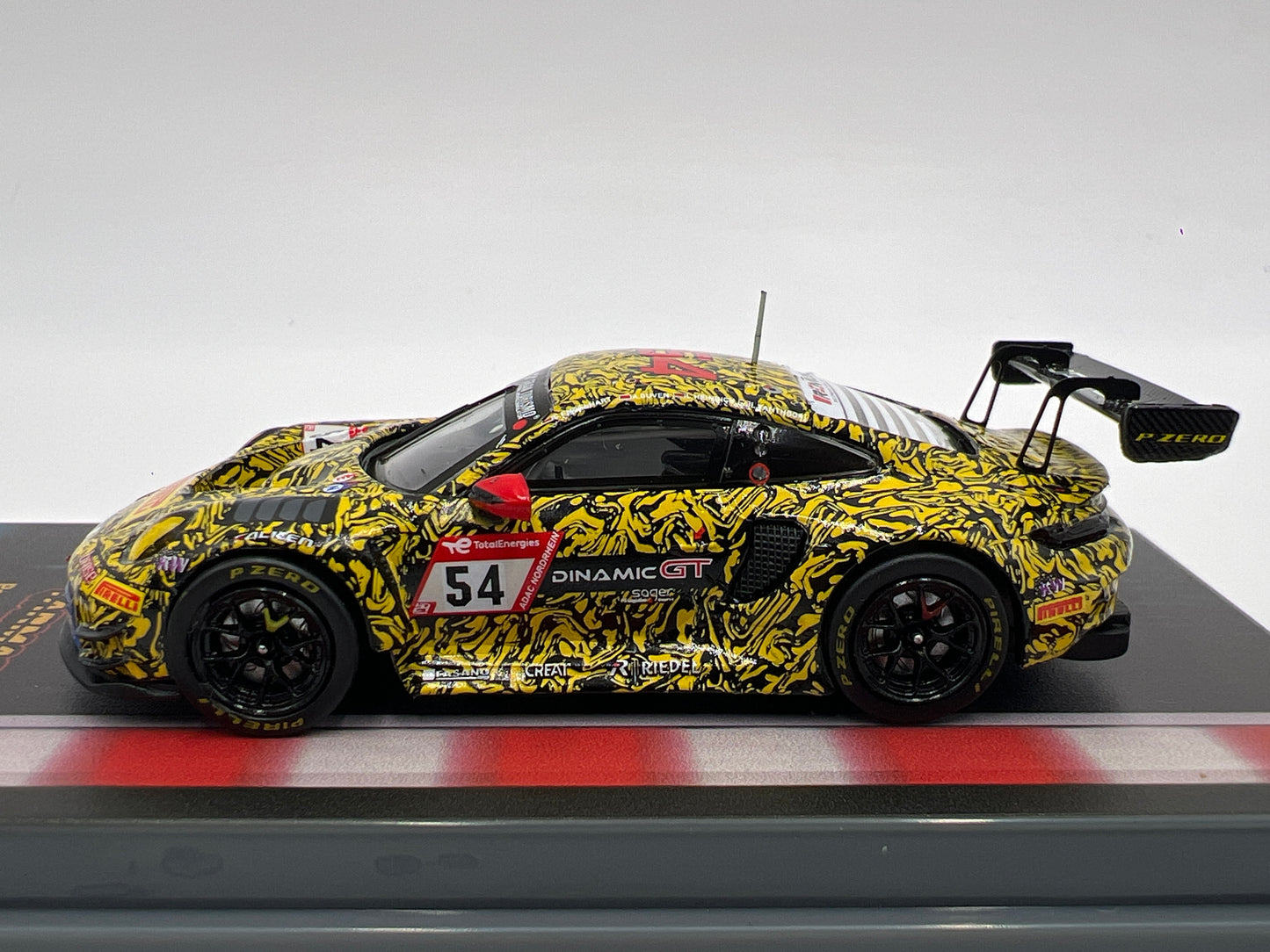 Tarmac Works x IXO Models Porsche 911 GT3 R Nurburgring 24h 2024