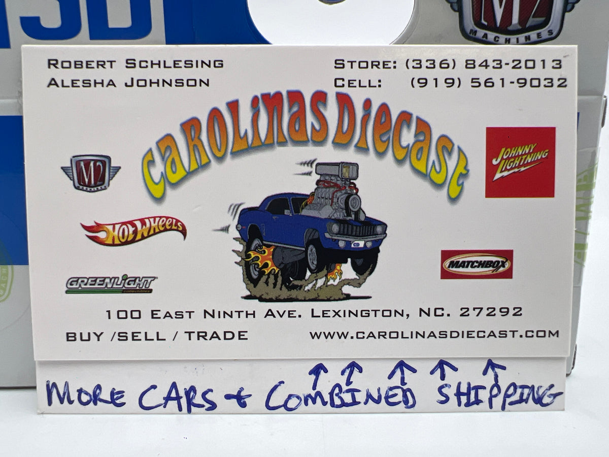 M2 Machines WMTS23 Squarebody Syndicate 1973 Chevrolet Cheyenne 10 Stepside Dark Blue