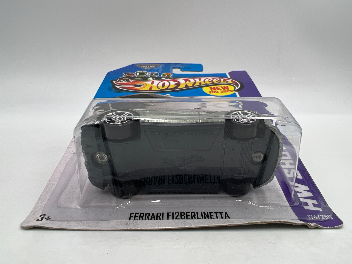 2013 Hot Wheels Walmart Exclusive Zamac 13 #174 Ferrari F12 Berlinetta W/Protector