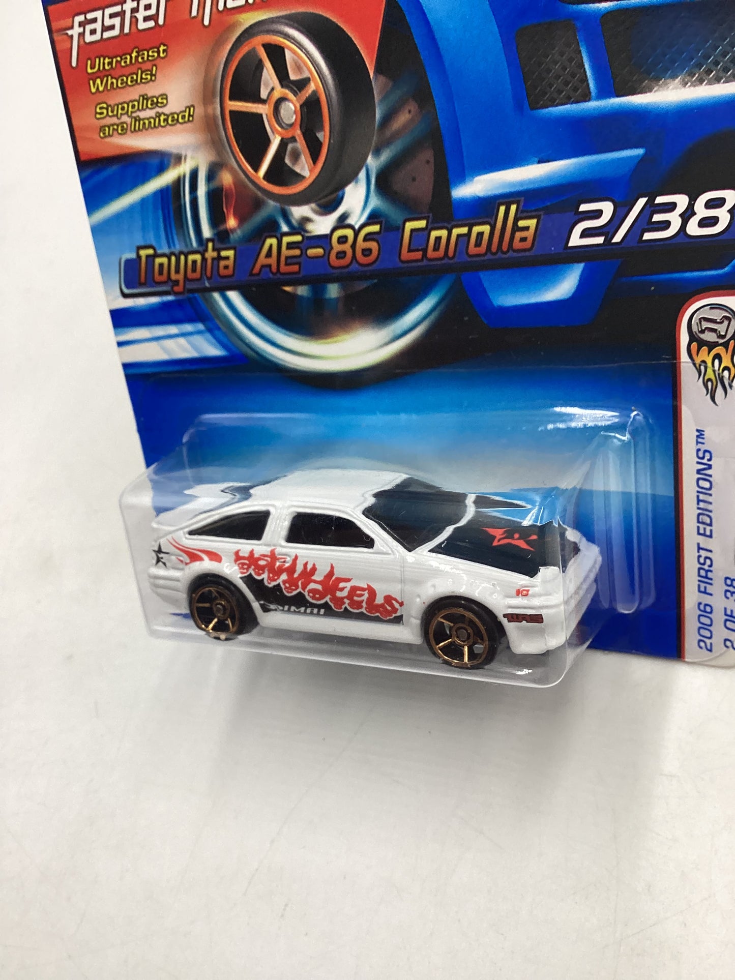 2006 Hot Wheels #2 Toyota AE 86 Corolla with protector