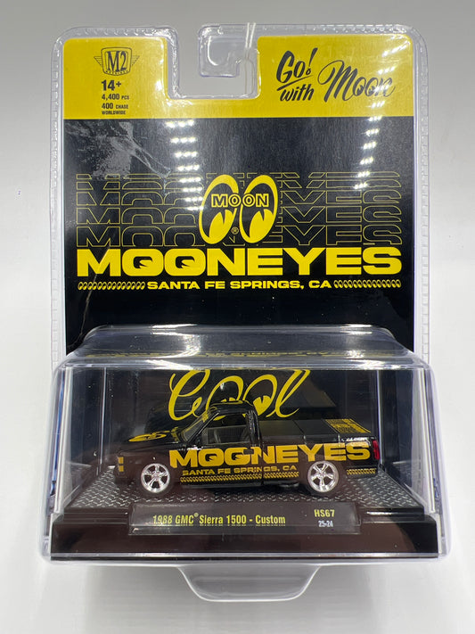 M2 Machines Hobby Lobby Exclusive 1/4400 Mooneyes OBS 1988 GMC Sierra 1500 Custom HS67
