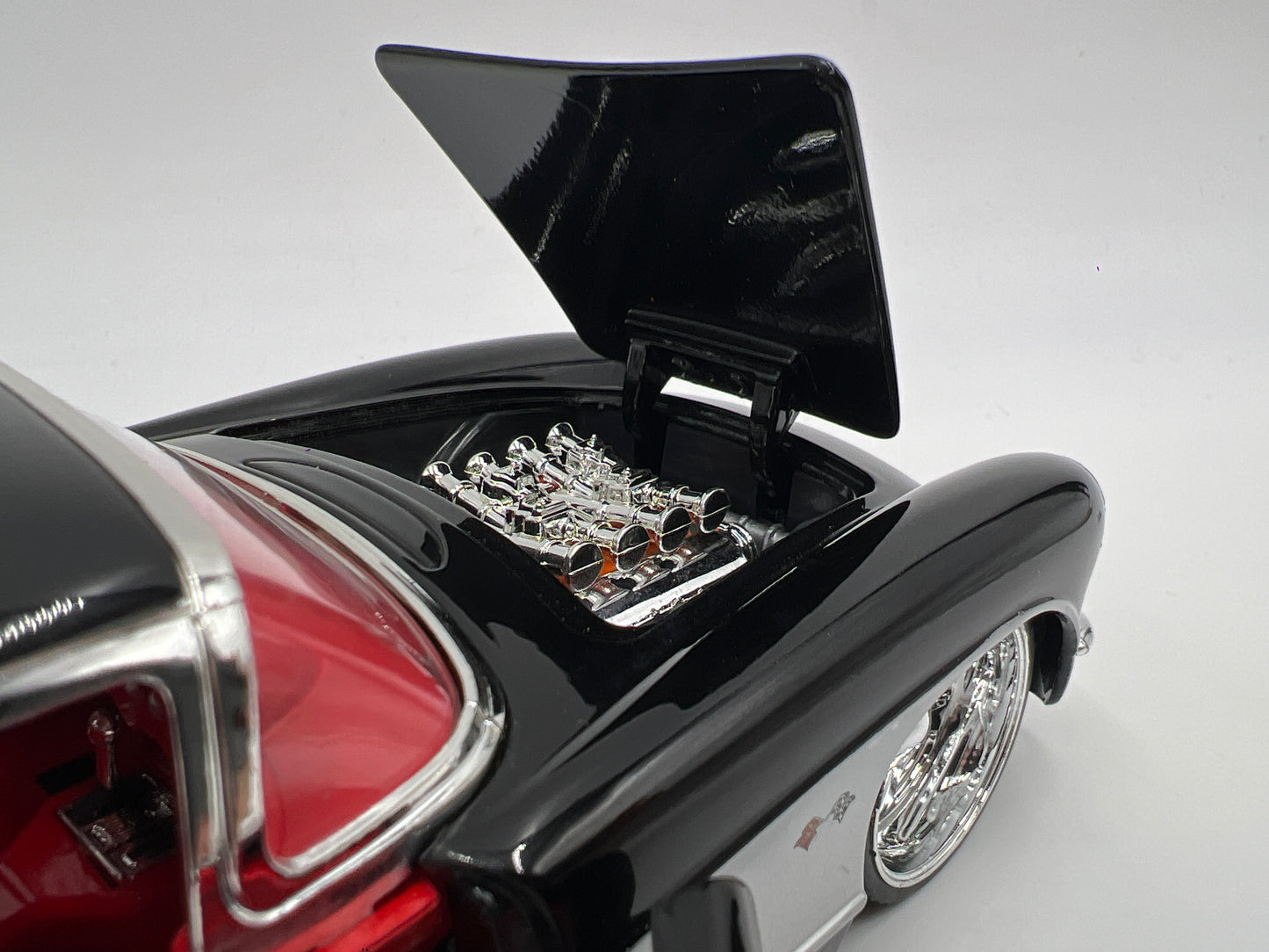 Jada 1/24 Scale Big Time Muscle 1957 Chevy Corvette Black Loose