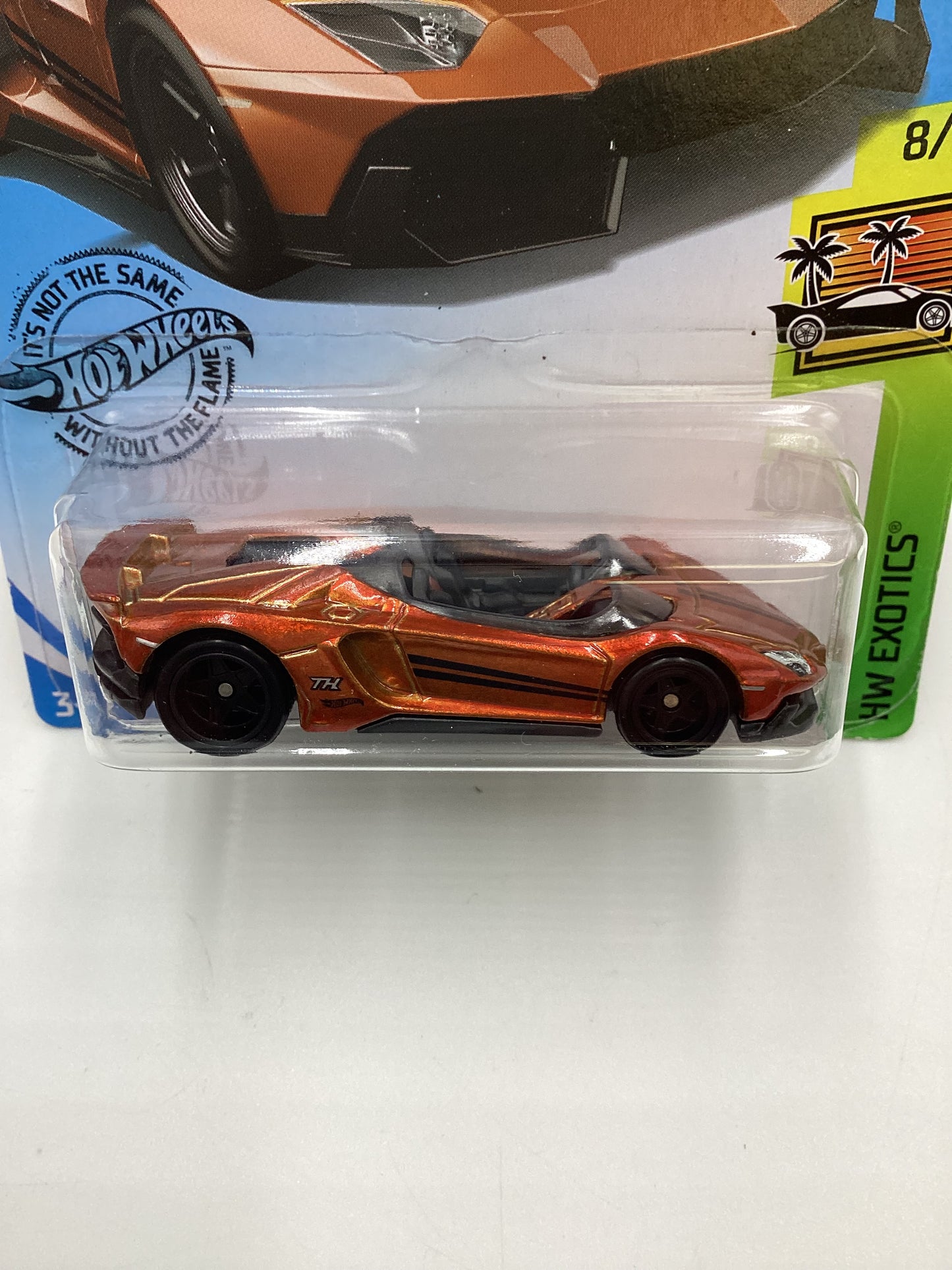 2019 Hot Wheels Super Treasure Hunt #223 Lamborghini Aventador J W/Protector