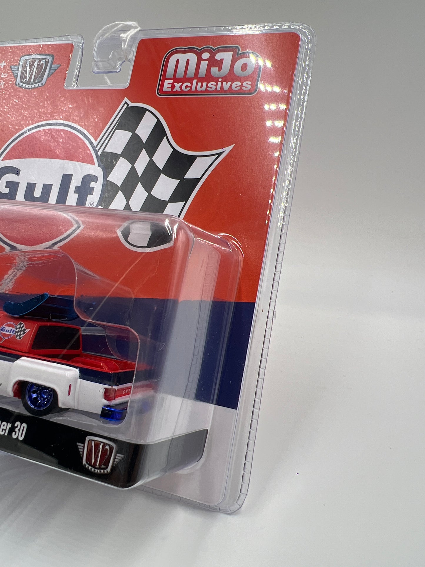 2025 M2 Machines Mijo Exclusives Gulf CHASE 1973 Chevrolet Cheyenne Super 30