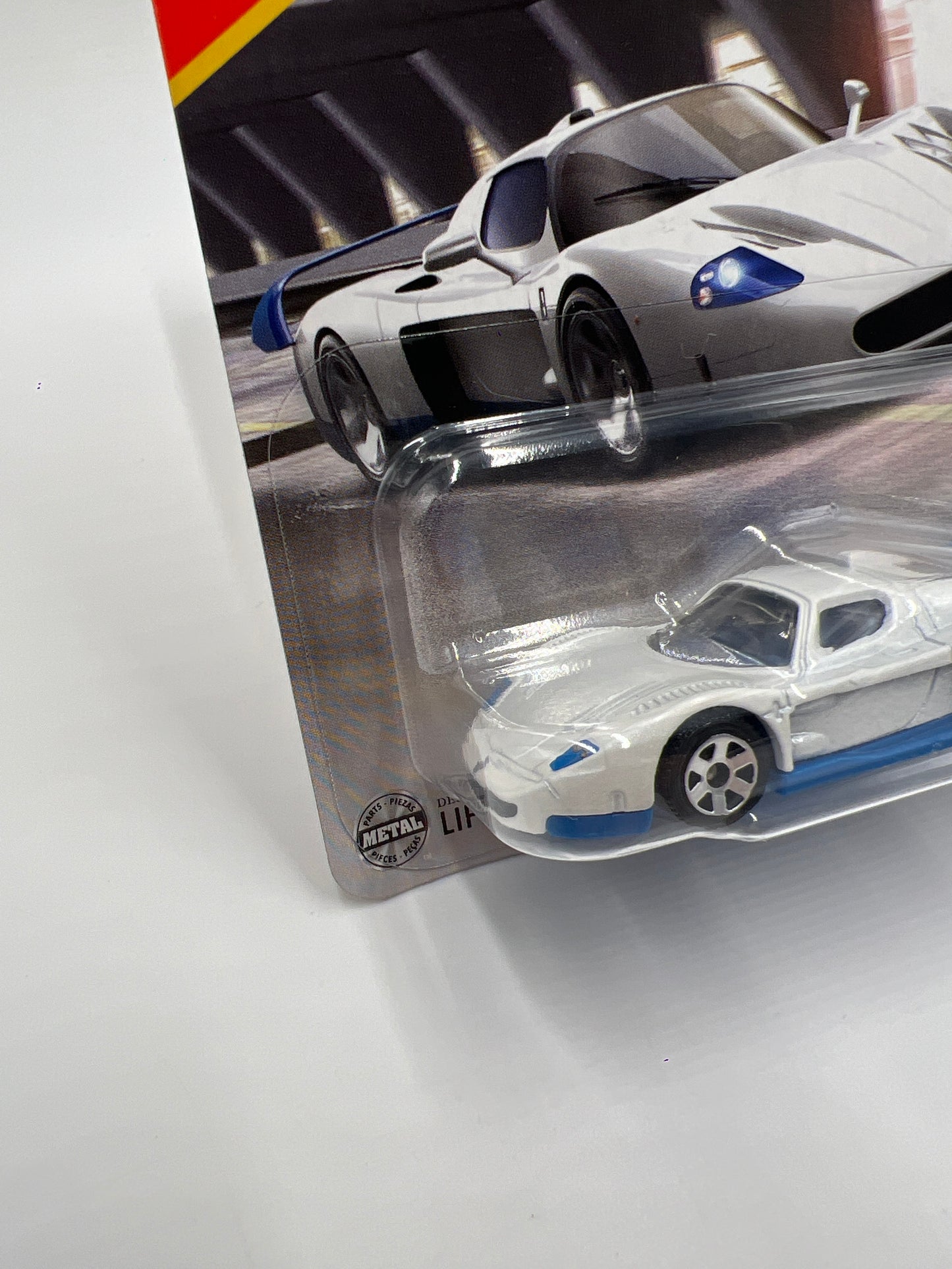 2025 Matchbox #86 2004 Maserati MC12 White 216C