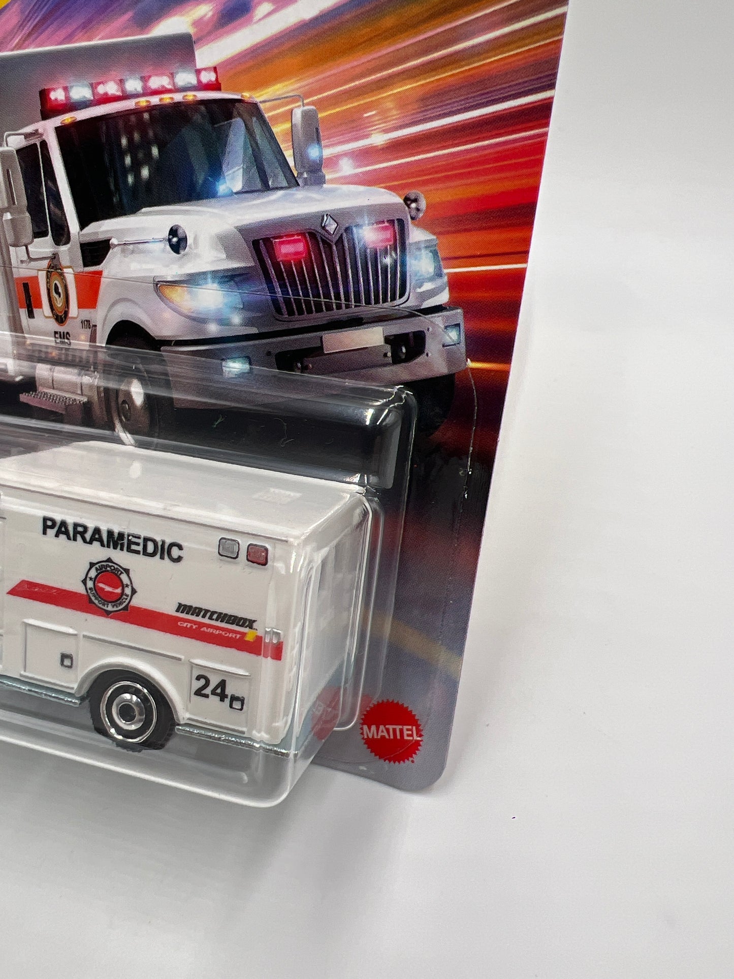 Matchbox #24 International Terrastar Ambulance White 210C