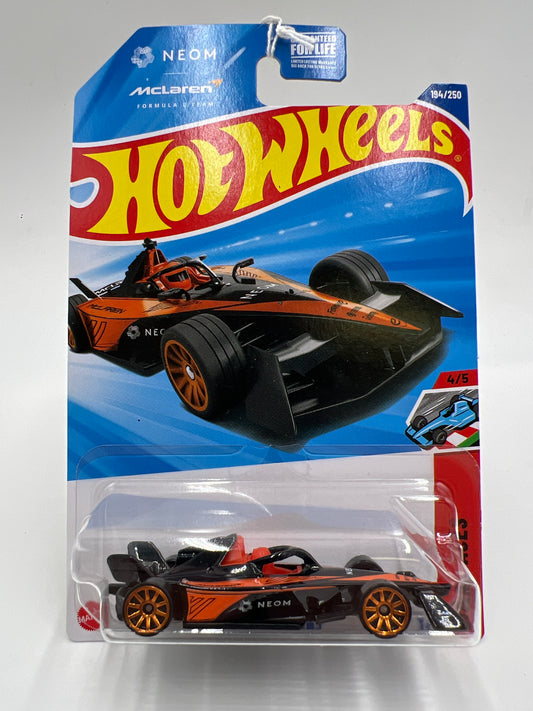 2025 Hot Wheels N Case Track Aces #194 Formula E Gen3 McLaren Black/Orange 114C