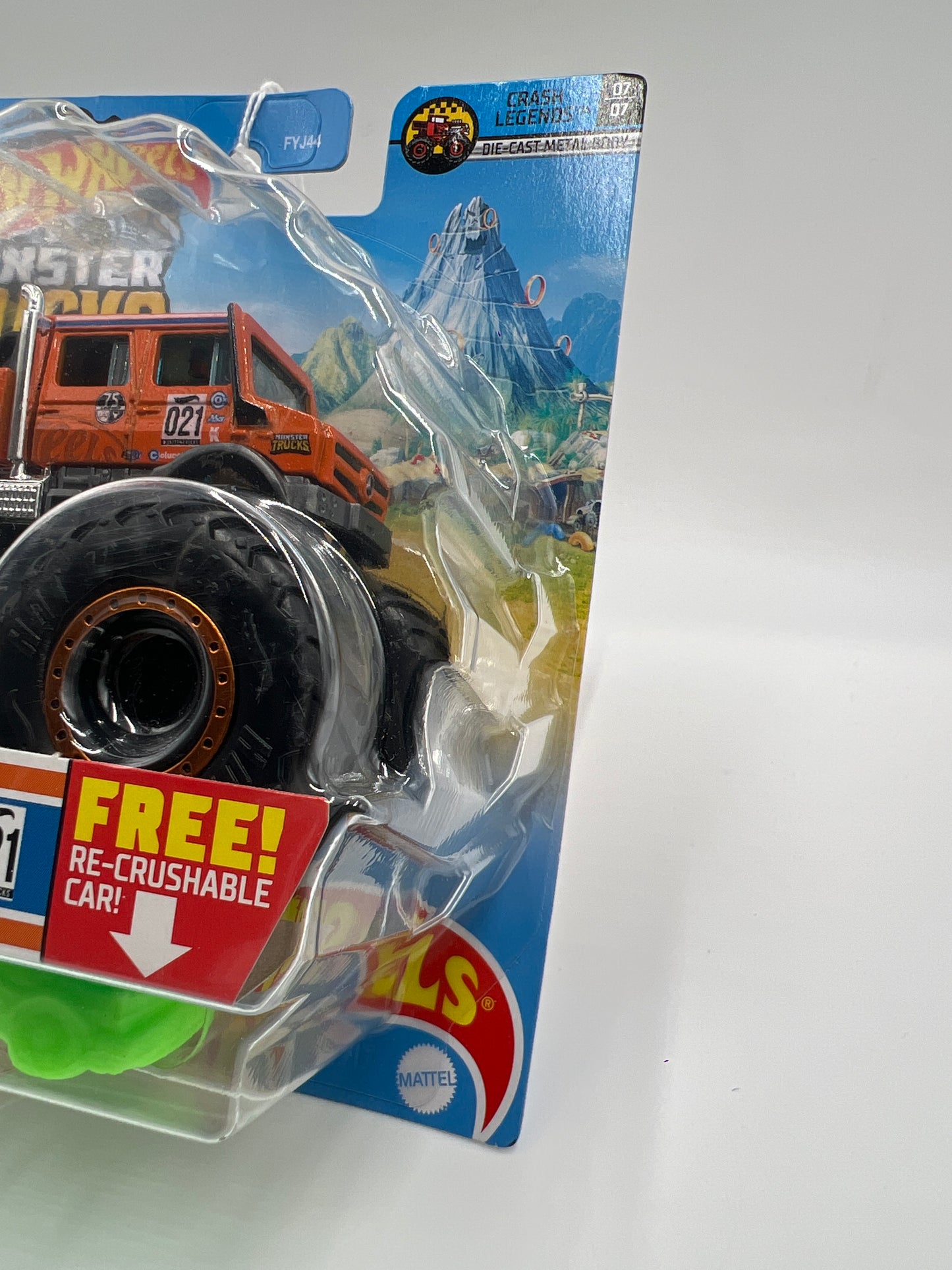 2021 Hot Wheels Monster Trucks Crash Legends #52 Mercedes-Benz Unimog 133C