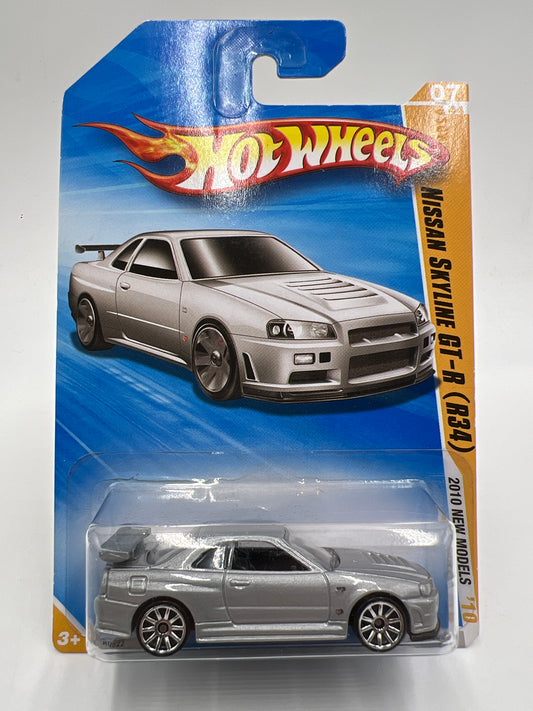 2010 Hot Wheels New Models #7 Nissan Skyline GT-R R34 Silver W/Protector