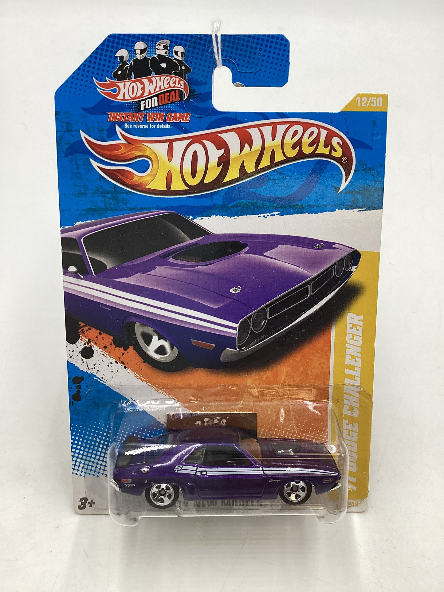 2011 Hot Wheels #12 71 Dodge Challenger Purple 45A