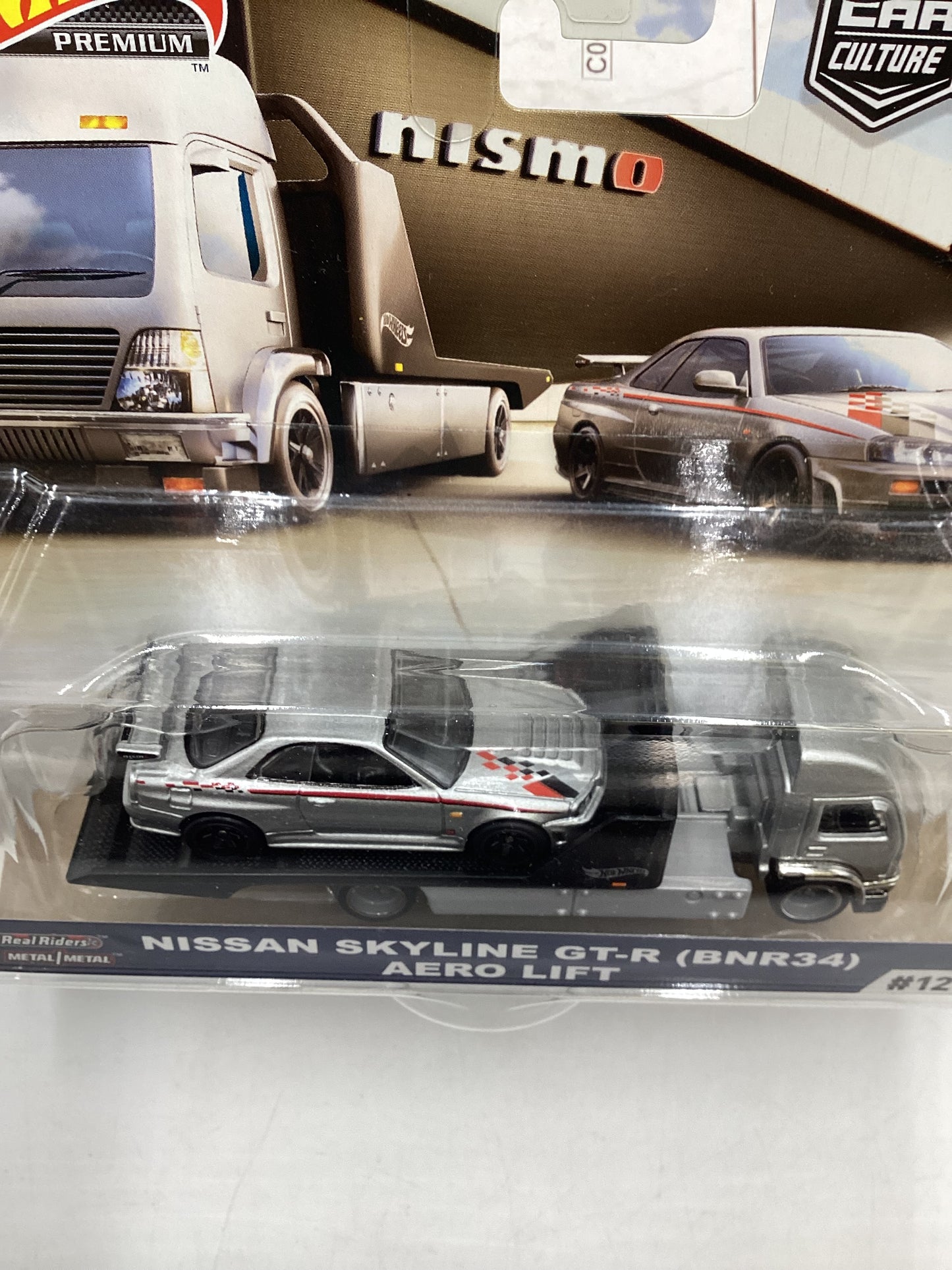 2019 Hot Wheels Team Transport #12 Nissan skyline GT-R r34 Aero Lift W/Protector