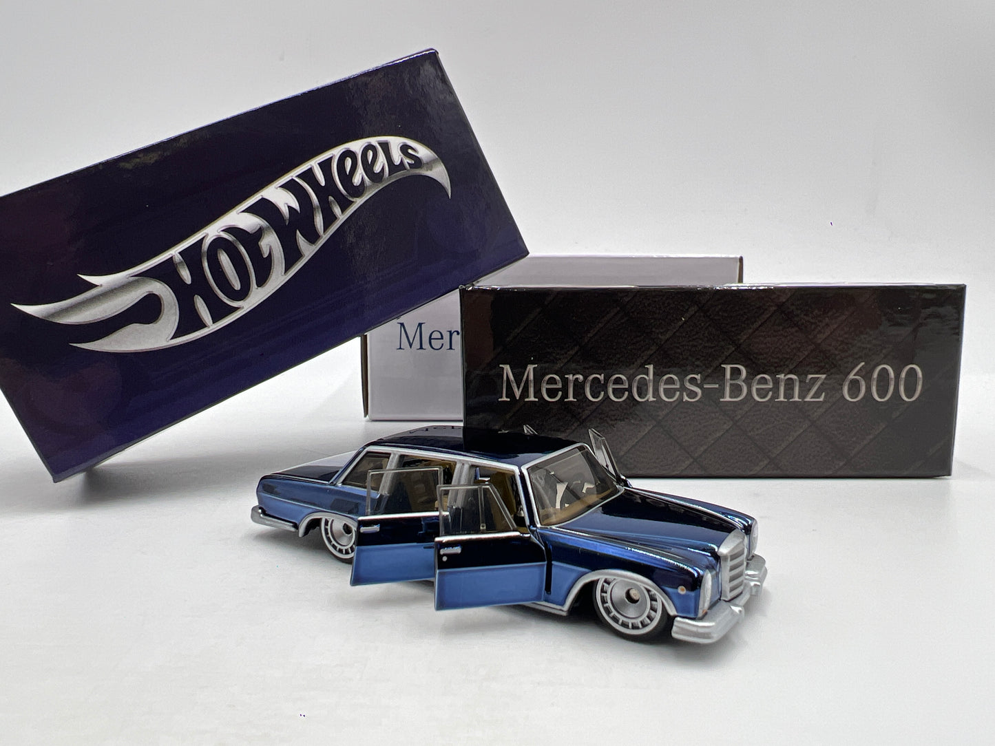 2025 Hot Wheels RLC Mercedes-Benz 600 Blue