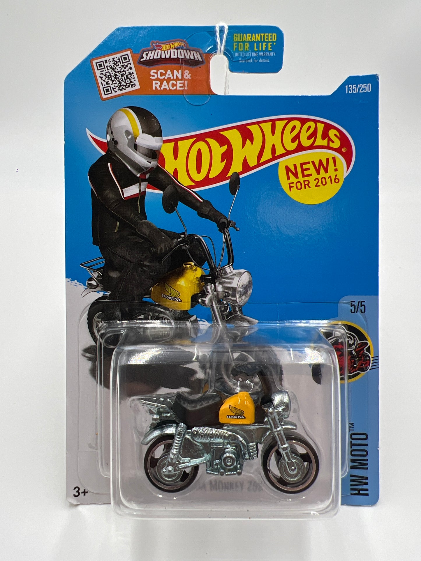 2016 Hot Wheels Moto #135 Honda Monkey Z50 Yellow 80C