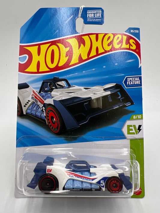 2026 Hot Wheels E Case #85 Voltage Spike White