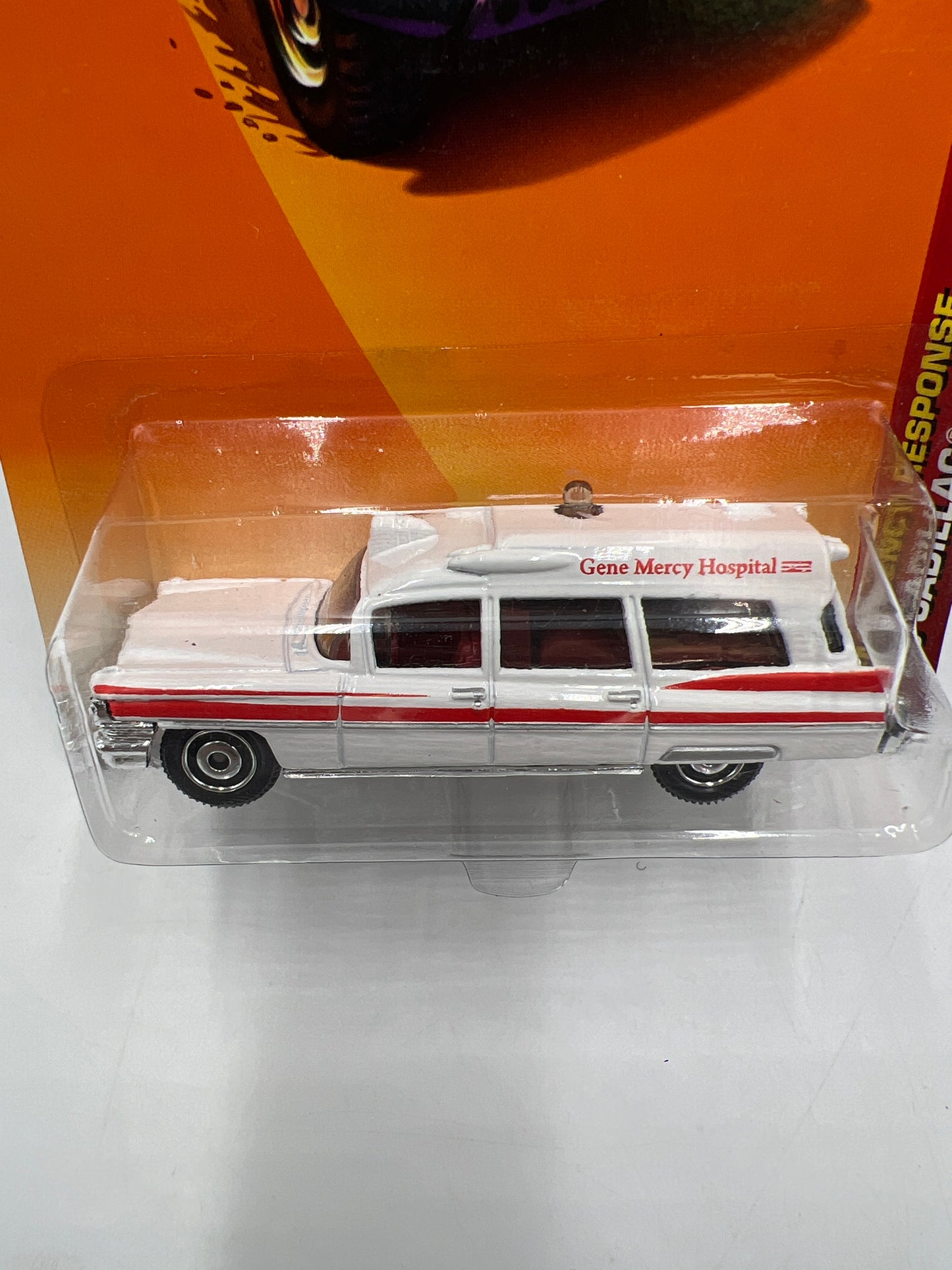 Matchbox 2009 Emergency Response 63 Cadillac Ambulance #56