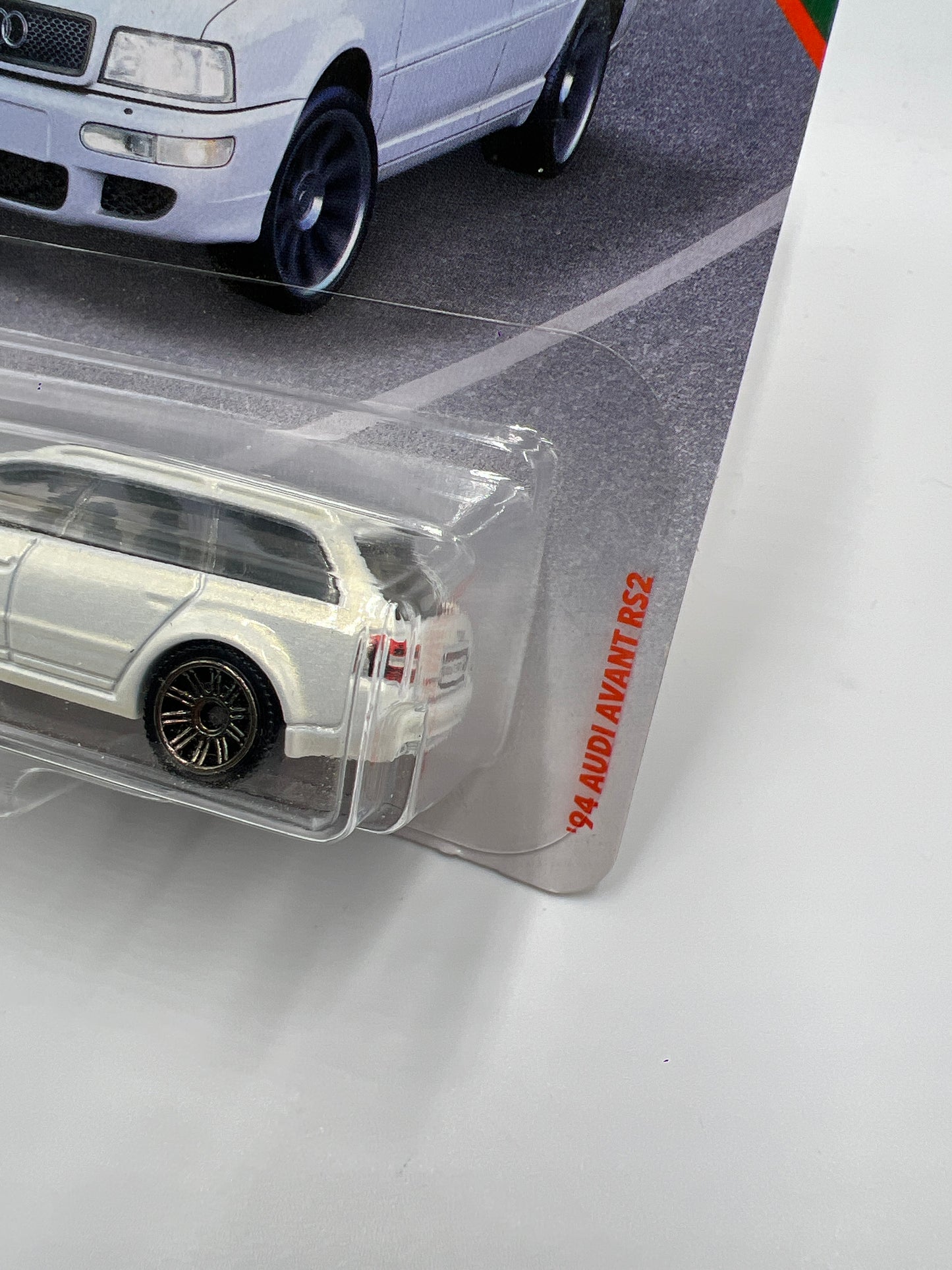 Matchbox Road Trip #20 94 Audi Avant RS2 White 214F