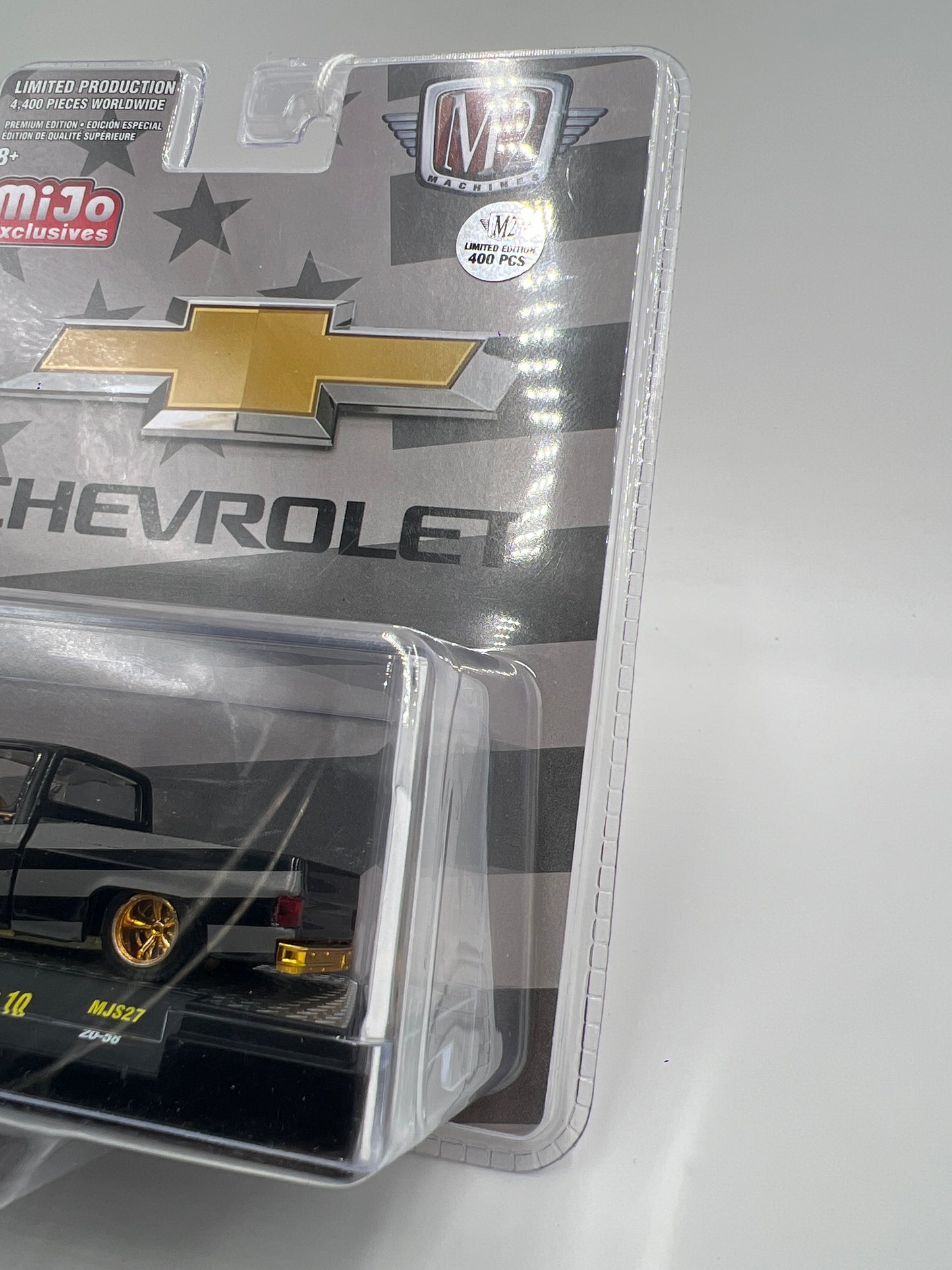 M2 Machines MiJo Exclusives CHASE 1/400 1973 Chevrolet Custom Deluxe 10 MJS27