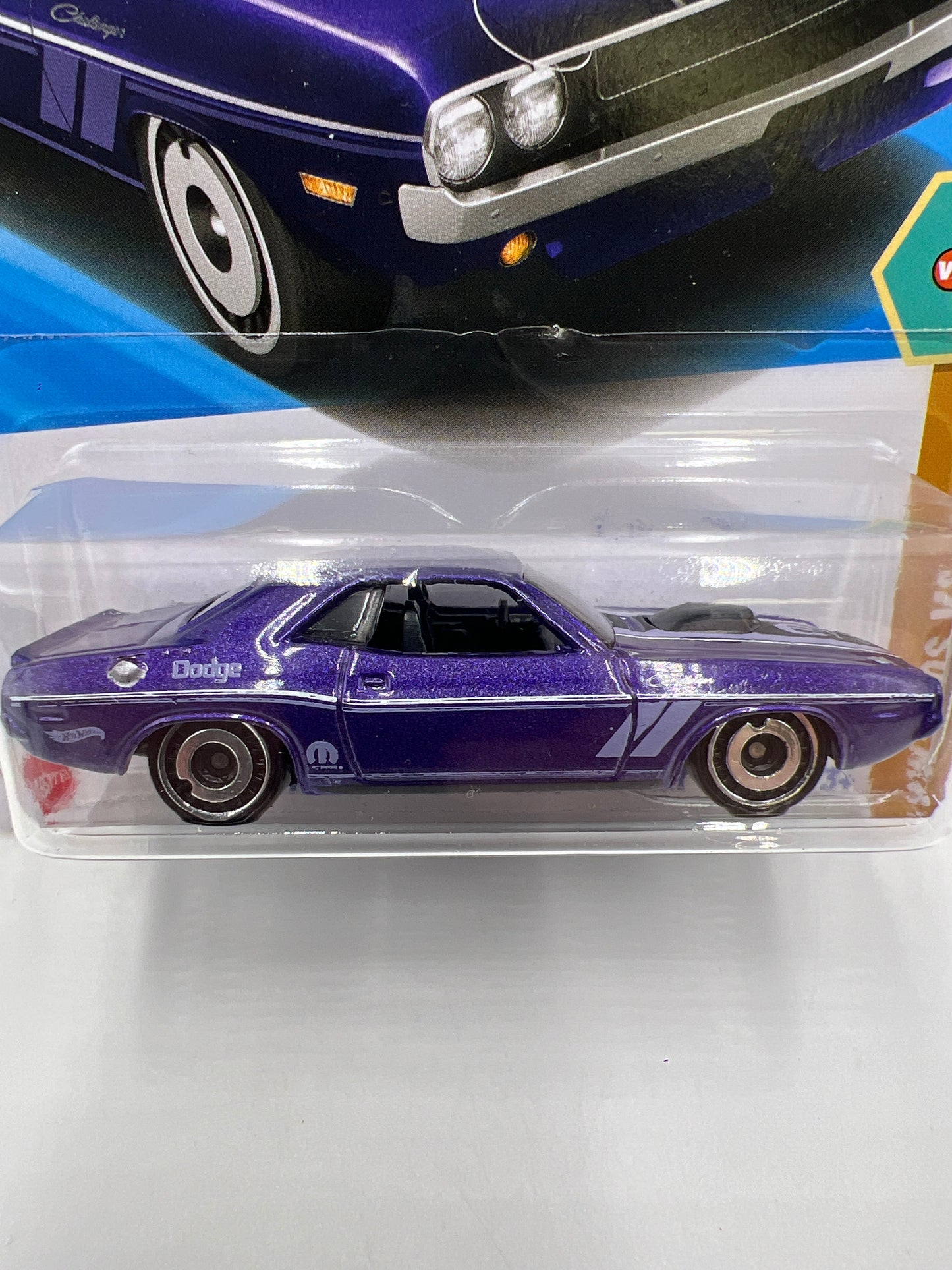 2025 Hot Wheels J Case HW 70s Vs 90s #164 70 Dodge Hemi Challenger Purple
