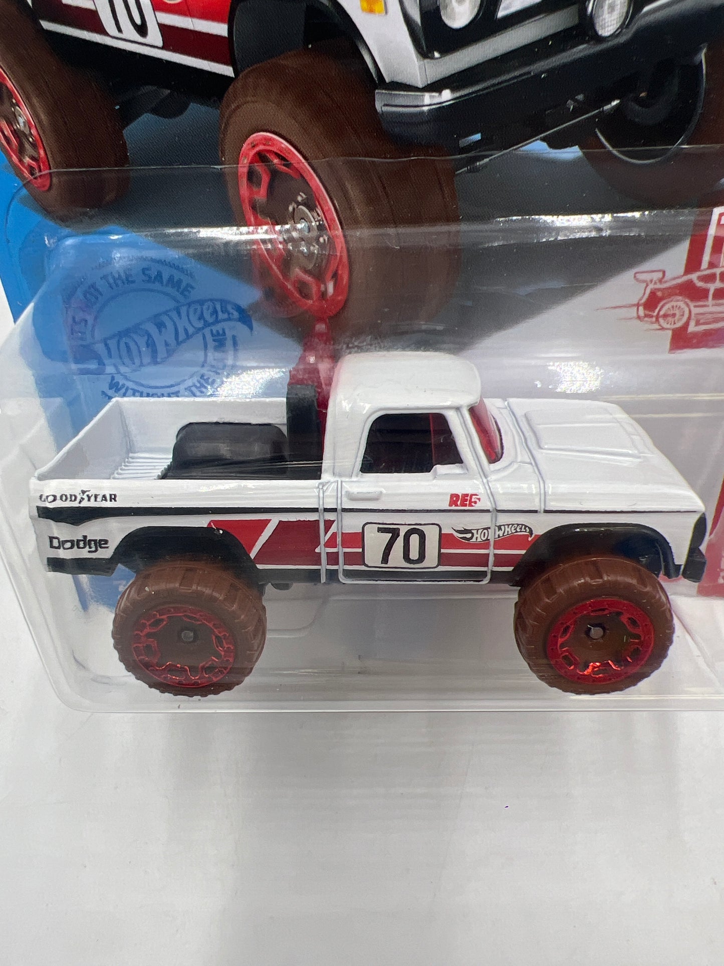 2021 Hot Wheels #3 Red Edition #6/12 70 Dodge Power Wagon read description 150i