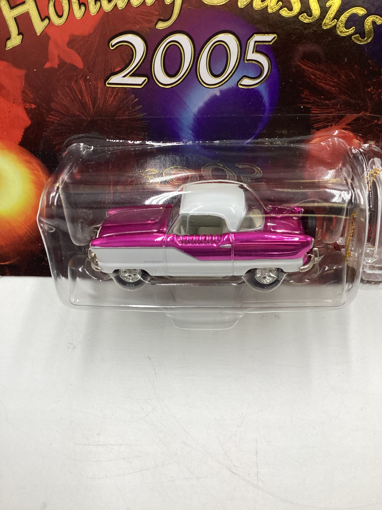 Johnny Lightning Holiday Classics 2005 #12 1958 AMC Metropolitan Pink/White 223F