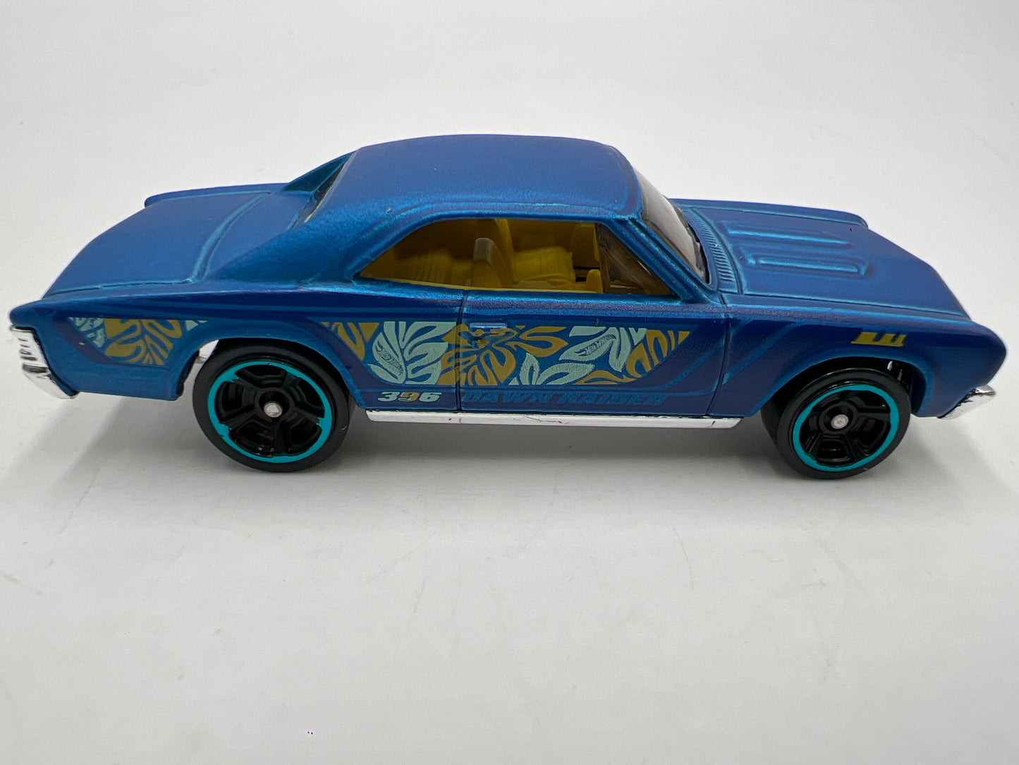 2018 Hot Wheels Mystery Models Series 3 #9 67 Chevelle SS 396 Satin Blue