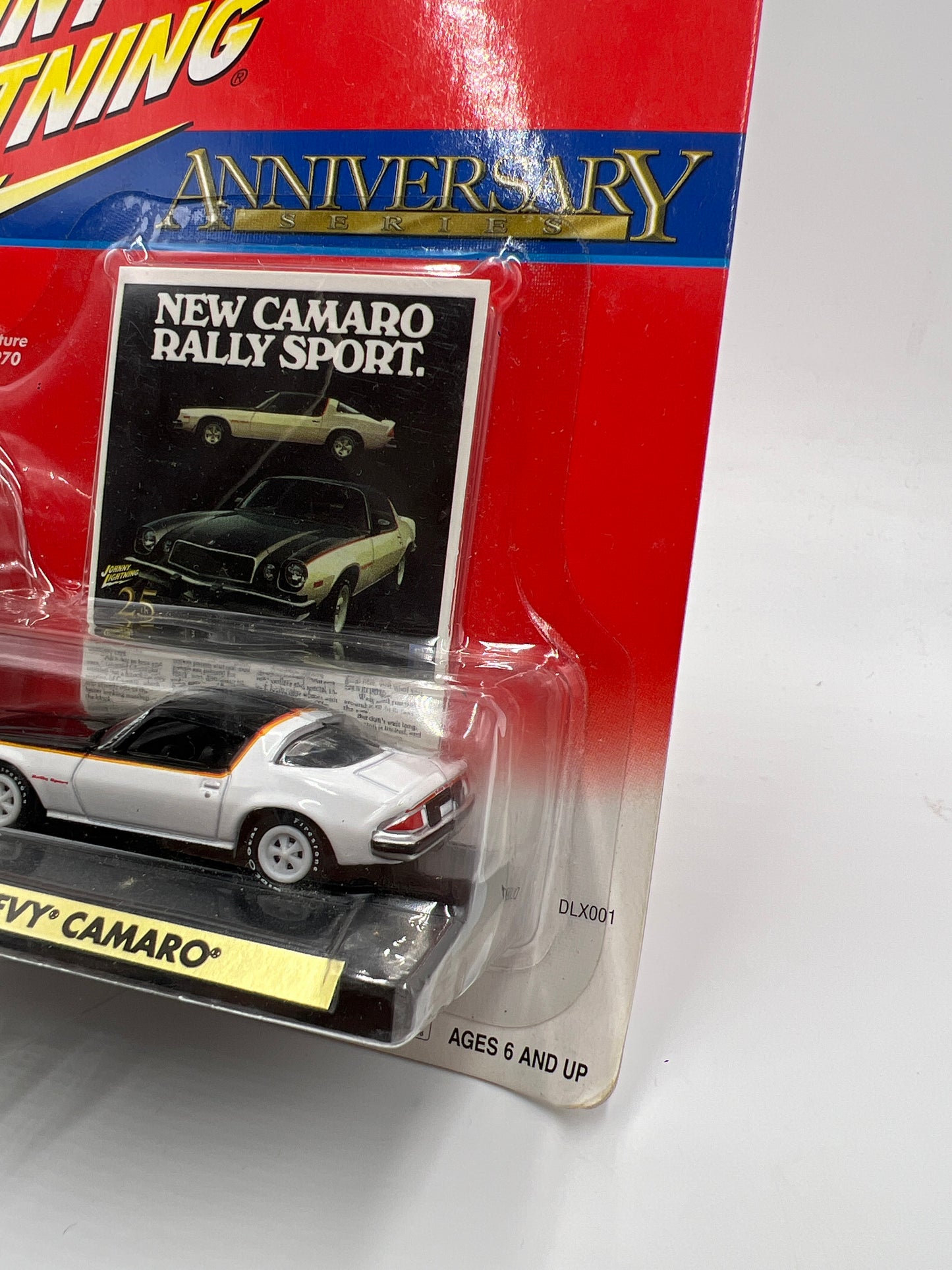 Johnny Lightning 25th Anniversary Series 1976 Chevy Camaro 230H
