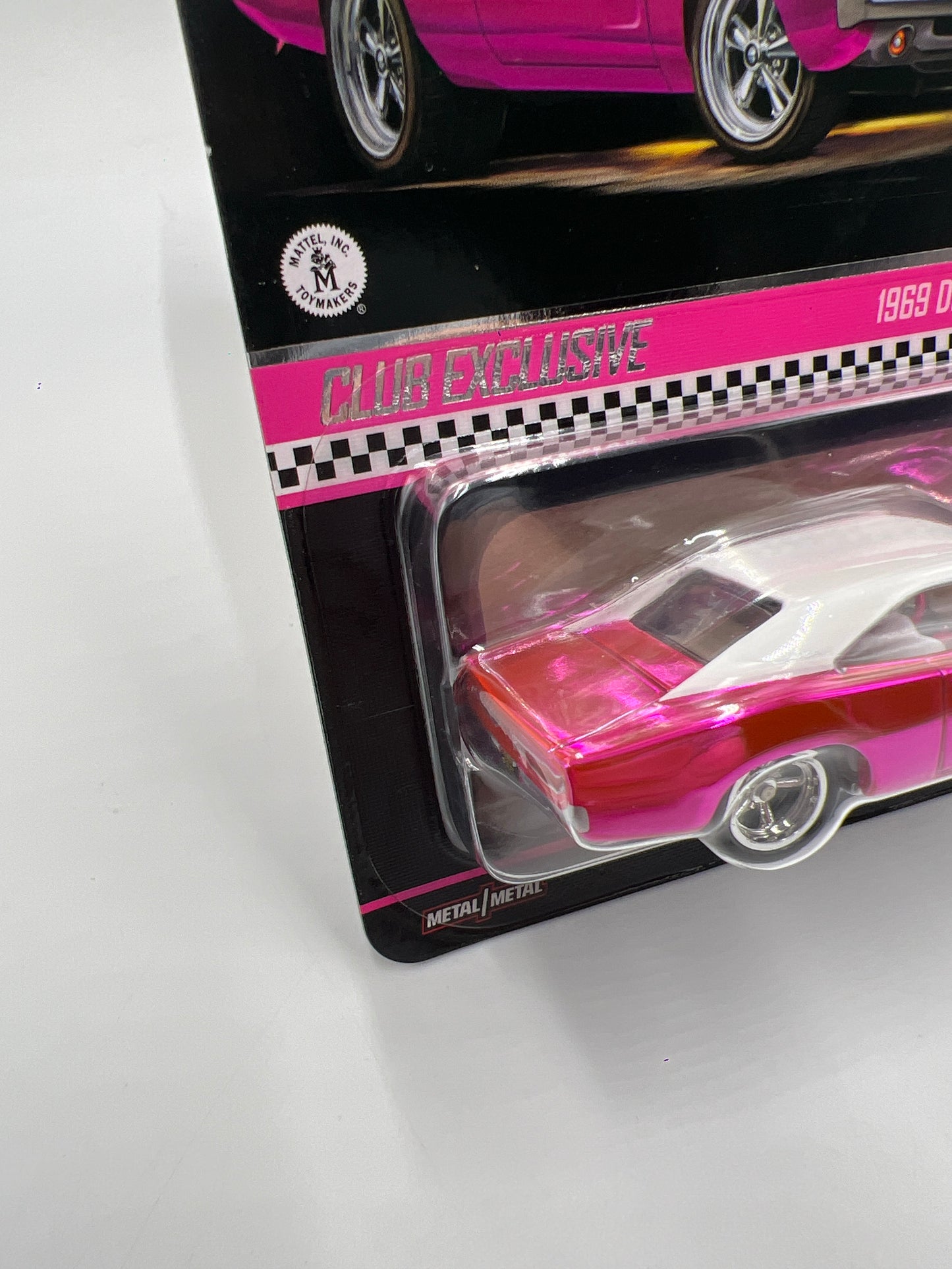Hot Wheels RLC Club Exclusive 1969 Dodge Charger R/T Pink W/Protector