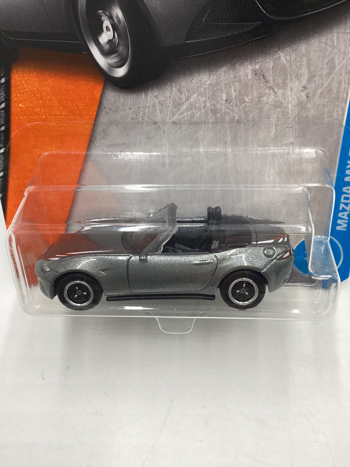 Matchbox 2017 Adventure City #10 Mazda MX-5 Miata Gray 86G