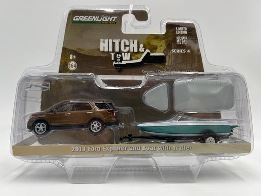 Greenlight Hitch & Tow Series 4 2013 Ford Explorer and Boat W/Trailer