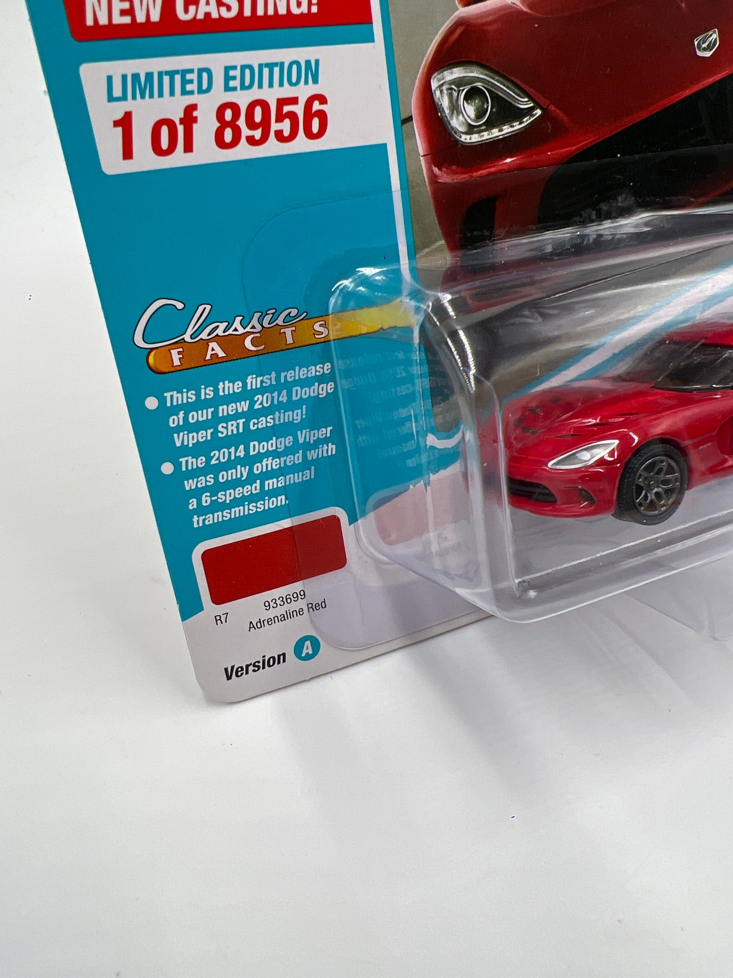 Johnny Lightning Classic Gold Release 3 Version A 2014 Dodge Viper SRT Red 229A