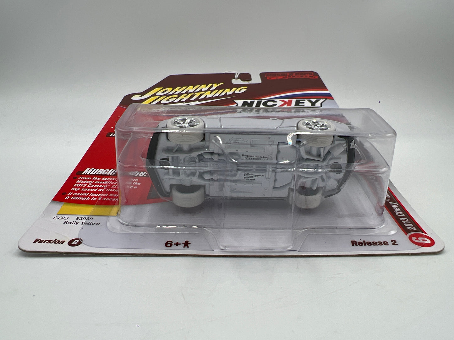 Johnny Lightning 2013 Chevy Camaro ZL1 Nickey White Lightning Chase