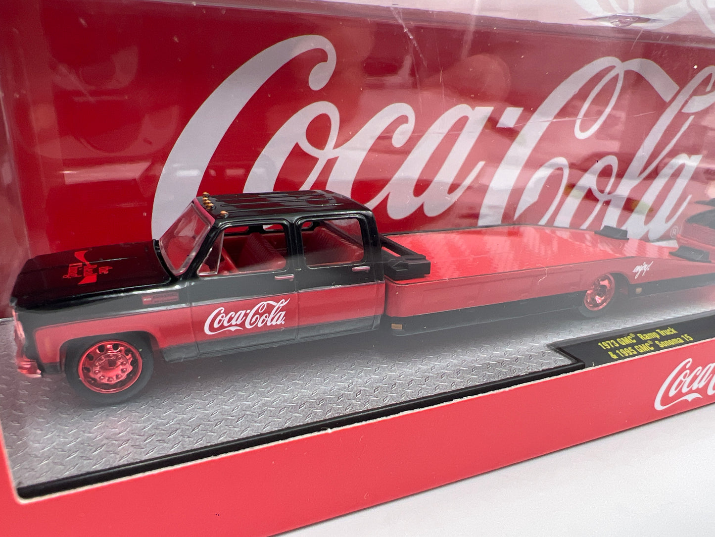 M2 Machines Auto Haulers S05 CHASE Coca Cola 1973 GMC Ramp Truck & 1995 GMC Sonoma 15