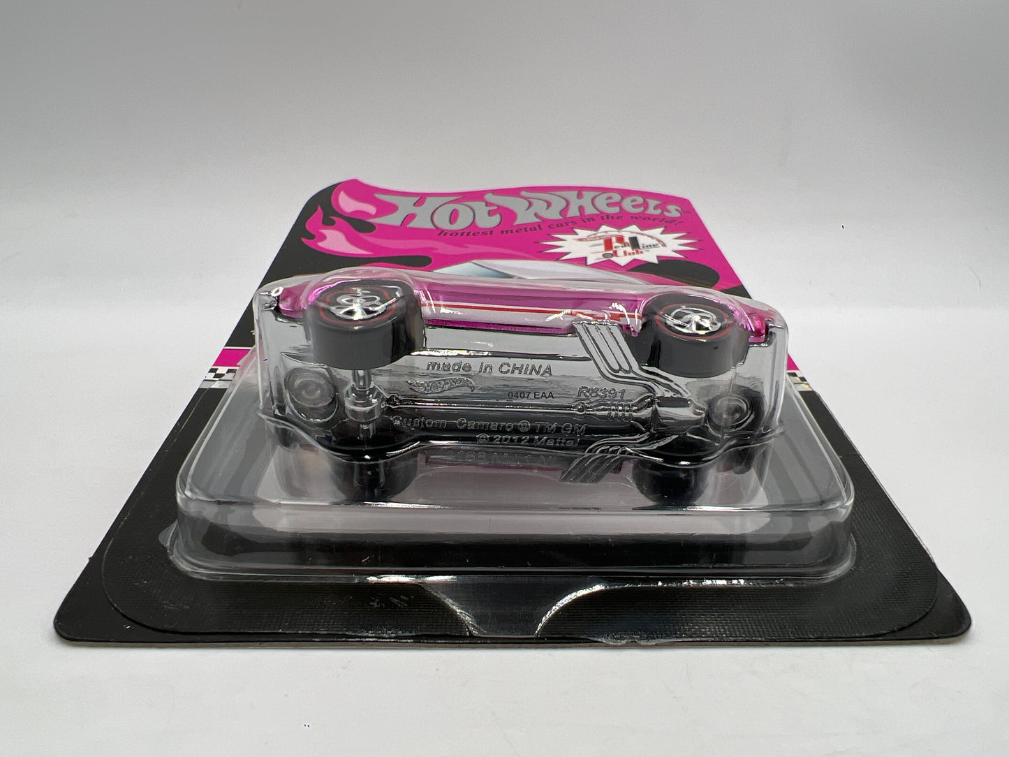 2017 Hot Wheels RLC Club Exclusive Party Car 67 Camaro Pink W/Protector