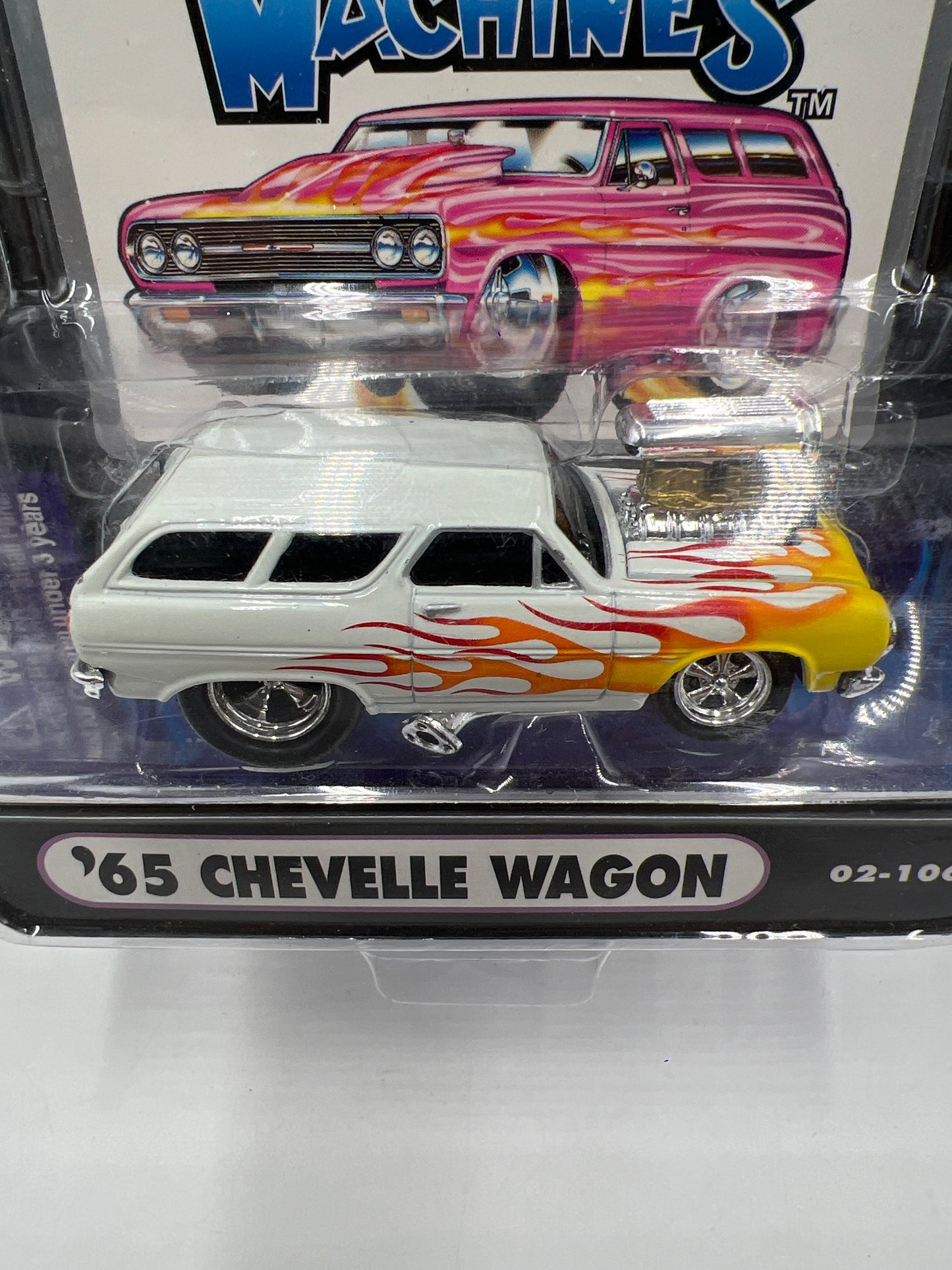 Muscle Machines 65 Chevelle Wagon White 02-106 222C