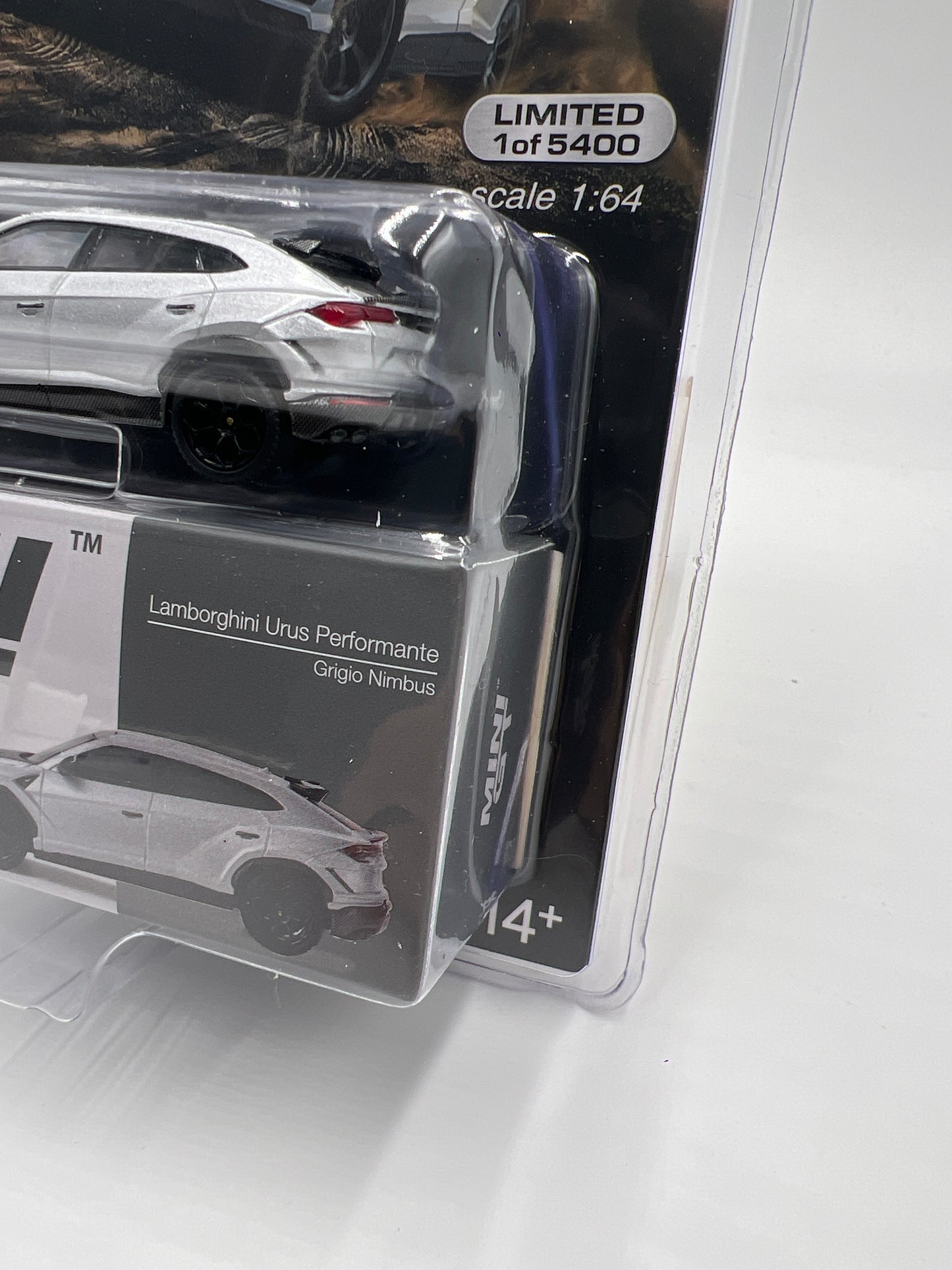 Mini GT Mijo Exclusives #747 Lamborghini Urus Performante Silver