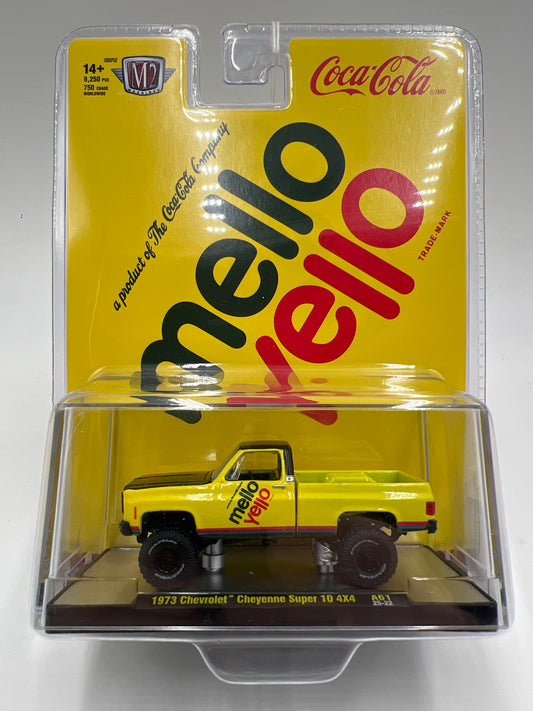 M2 Machines A61 Mello Yello 1973 Chevrolet Cheyenne Super 10 4x4