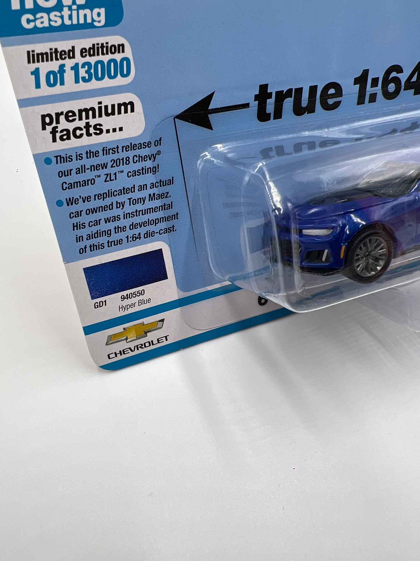 Auto World Modern Muscle Release 1 Version A 2018 Chevy Camaro ZL1 Hyper Blue 186A