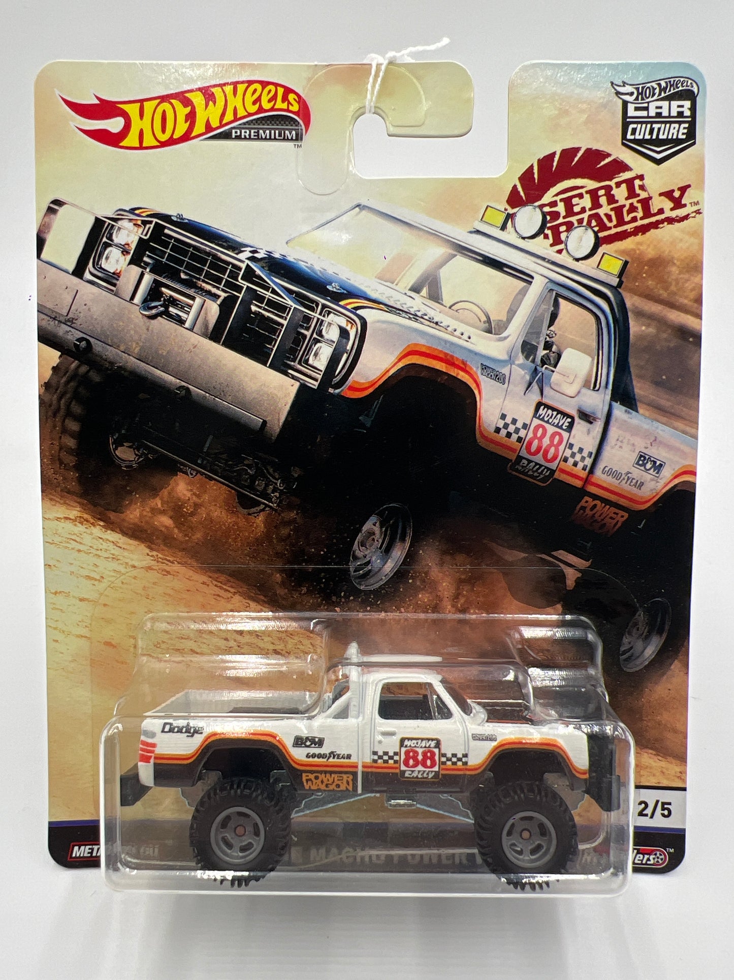 2019 Hot Wheels Desert Rally #2 80 Dodge Macho Power Wagon White 252G