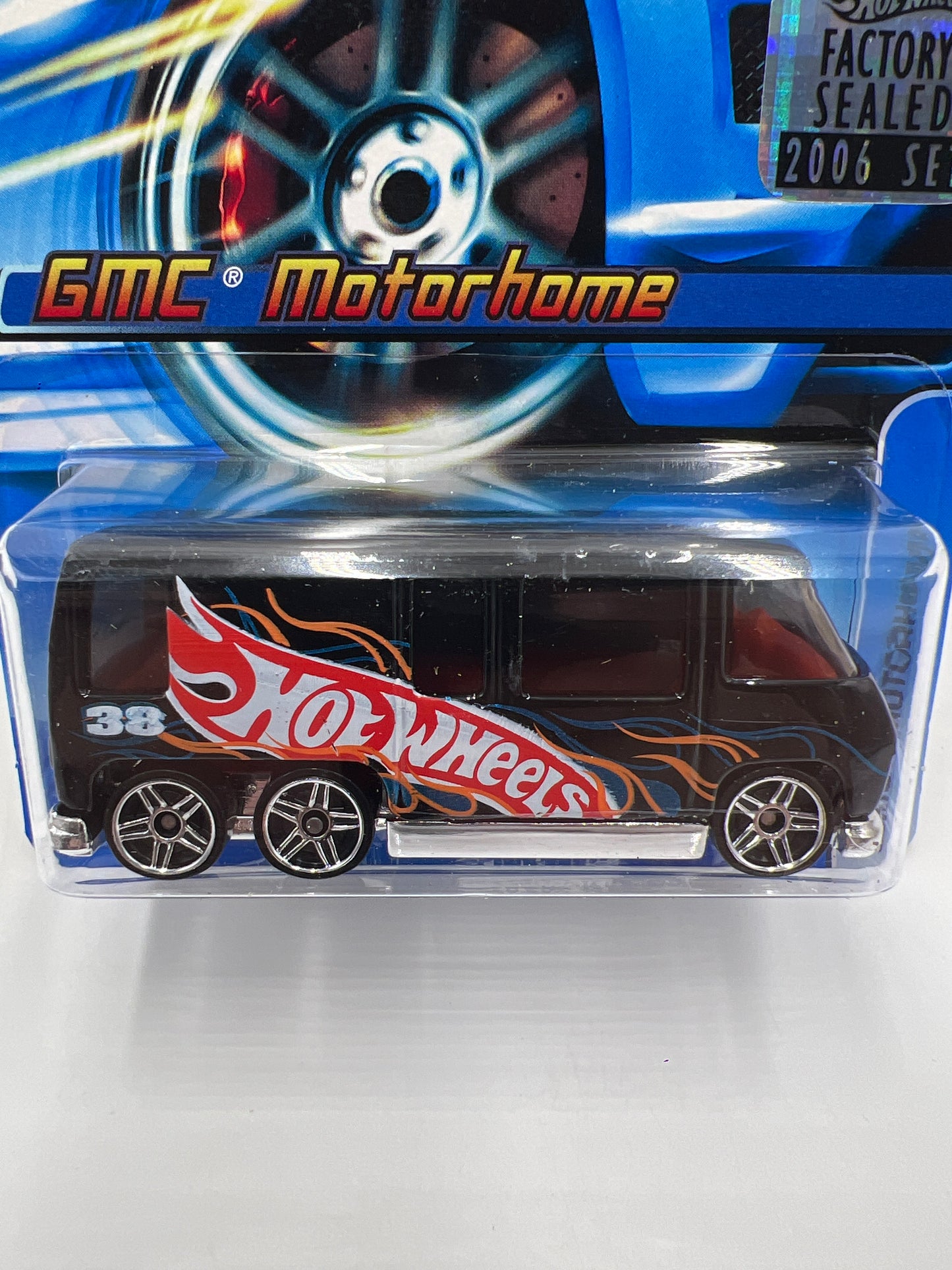 2006 Hot Wheels Factory Sealed #208 GMC Motorhome Black W/PR5 Wheels 238H