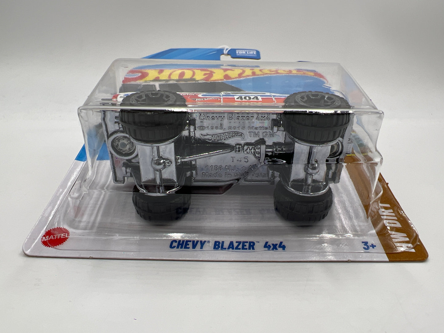 2025 Hot Wheels D Case #81 Chevy Blazer 4x4 White 16i