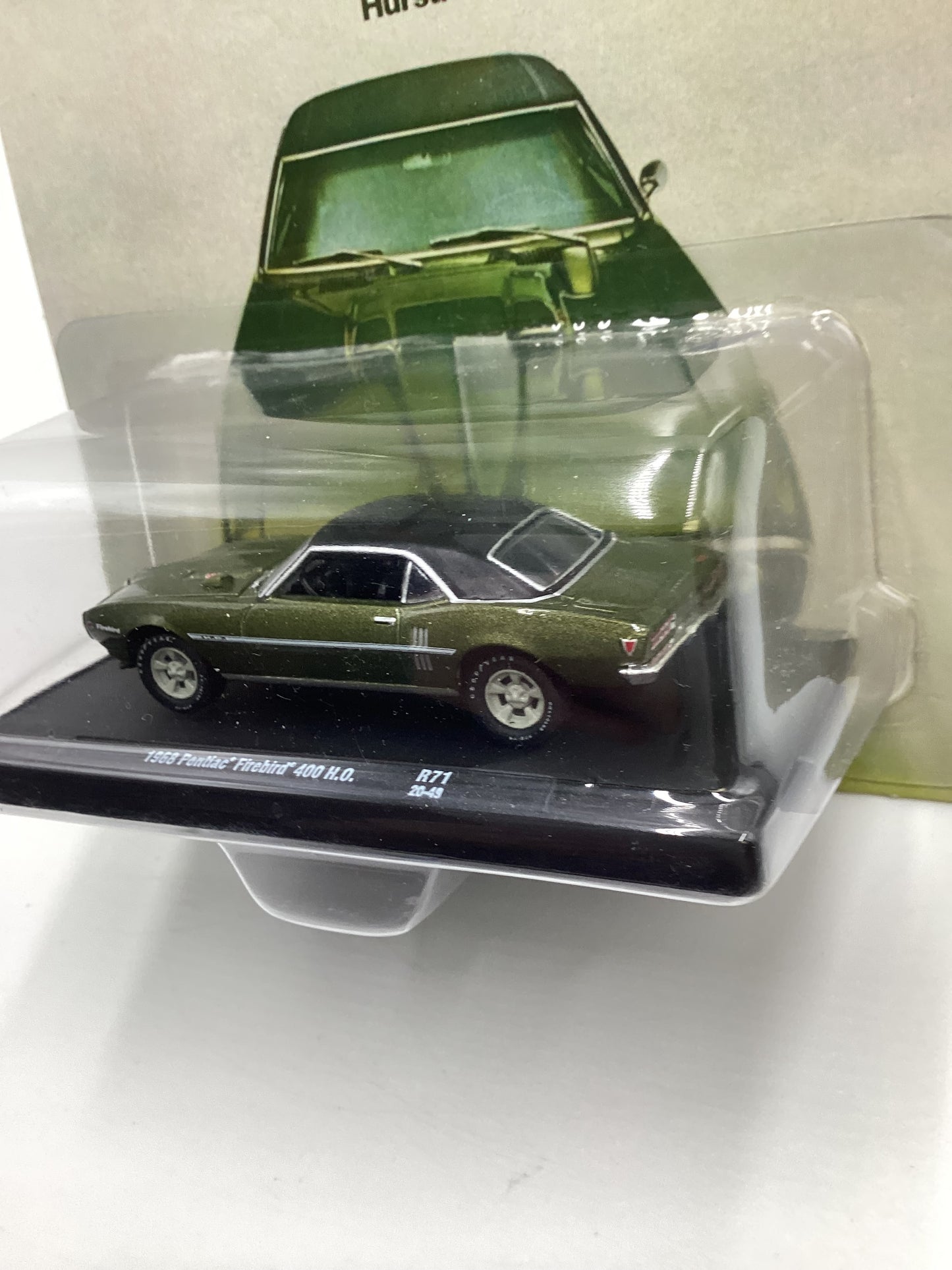 M2 Machines Auto Driver Pontiac 1968 Pontiac Firebird 400 H.O. Olive Green R71 191E